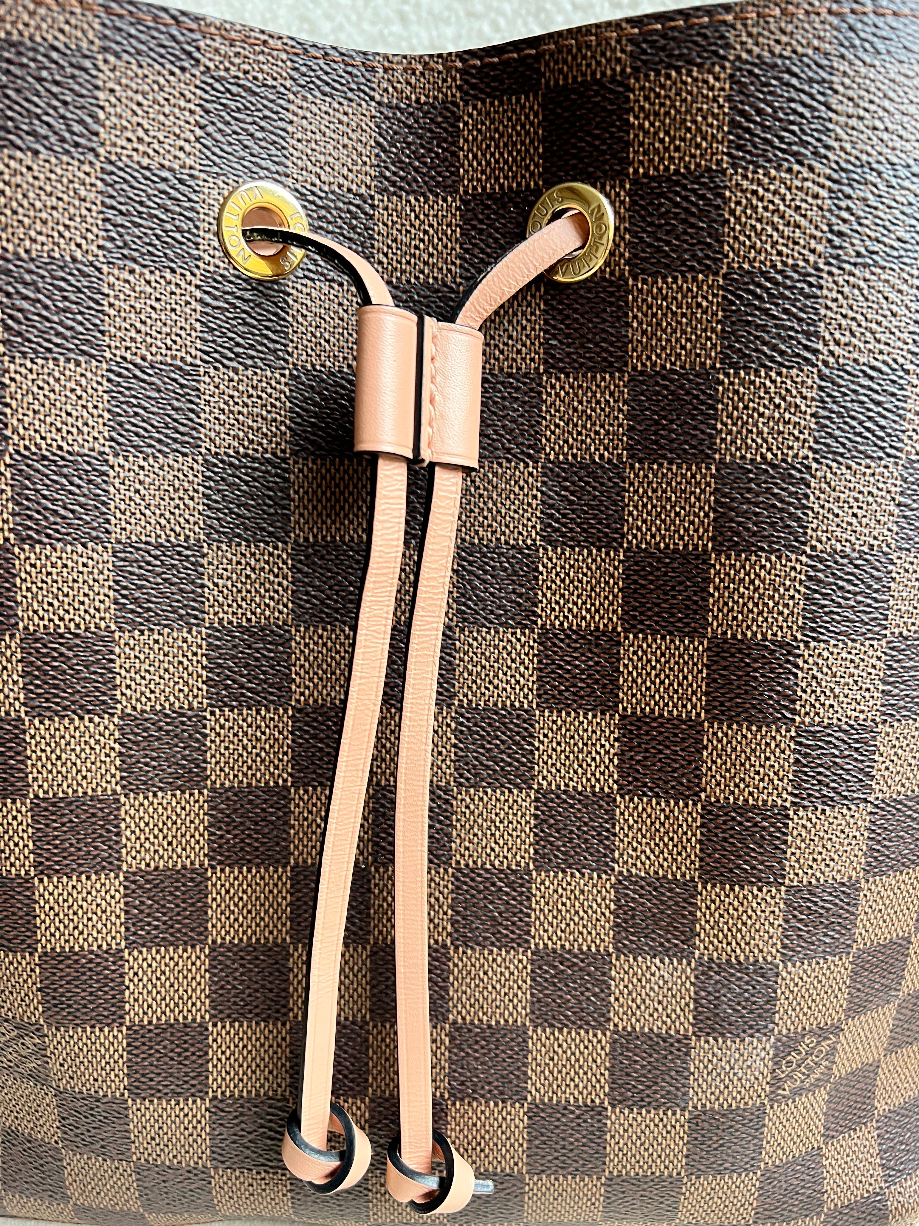 Louis Vuitton Neo Noe Monogram Rose Poudre (RRP £1,560)