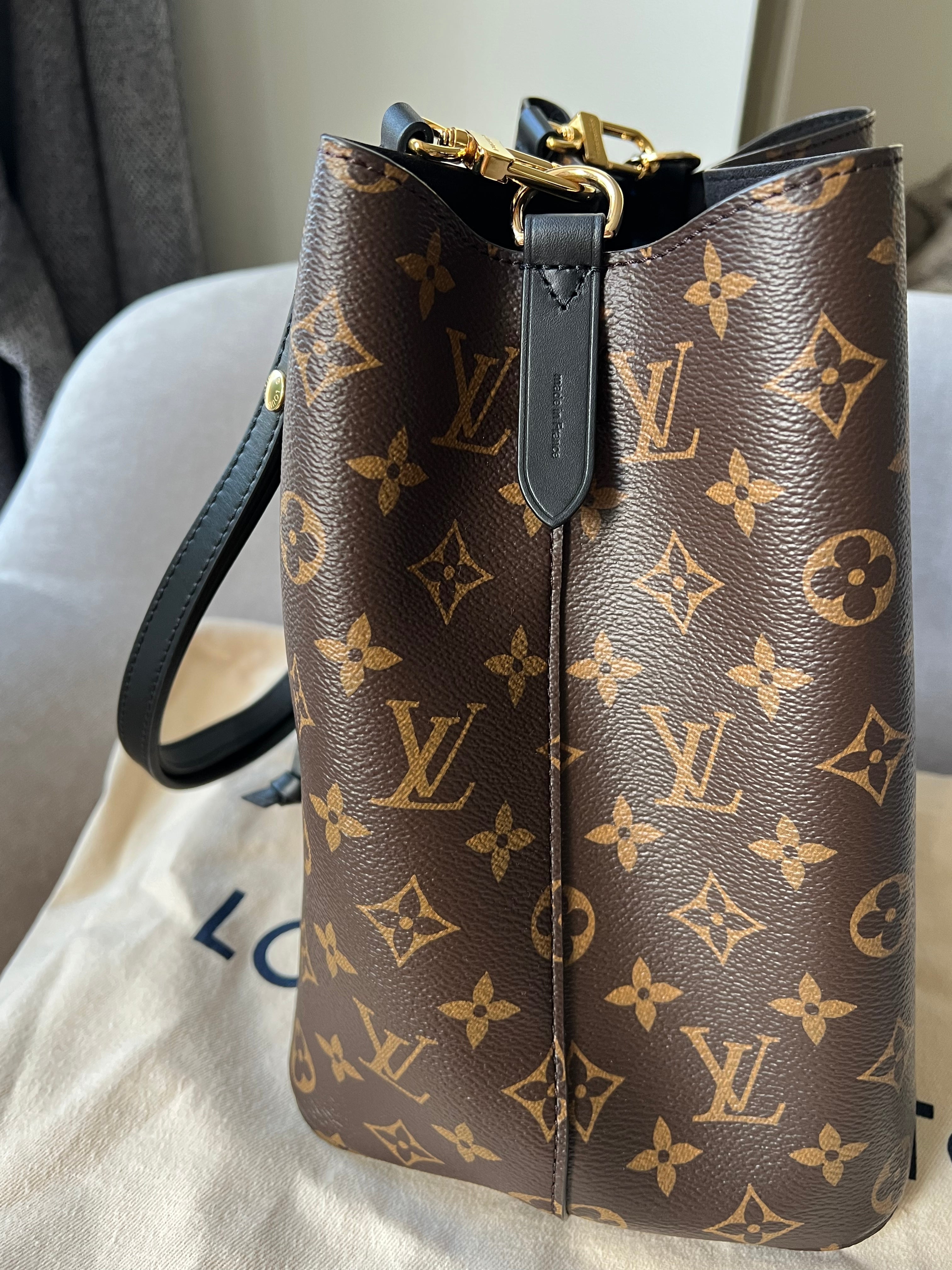 Louis Vuitton Neo Noe Monogram and Black (RRP £1,560)