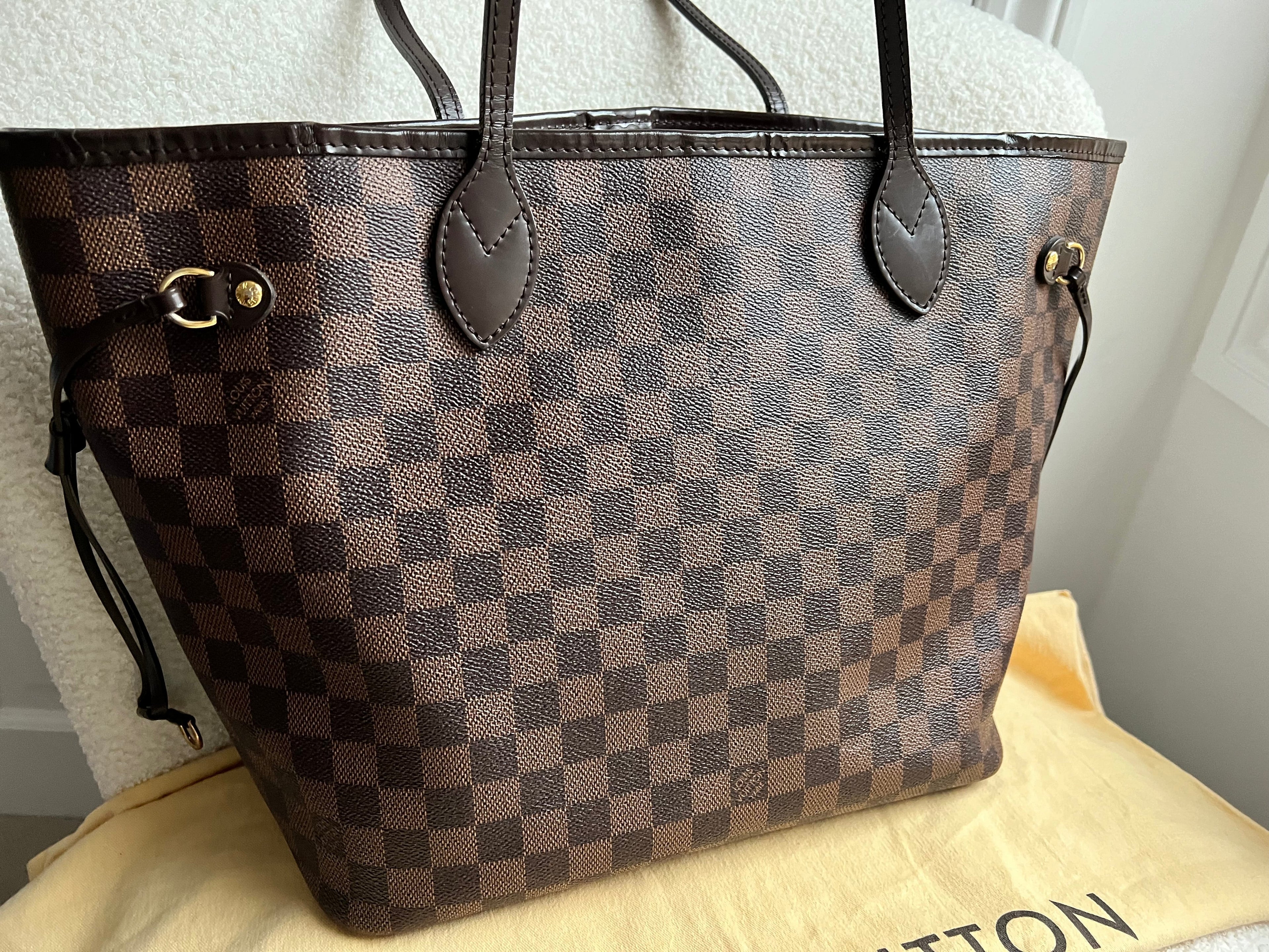 Louis Vuitton Neverfull MM Damier Ebene Cherry Interior (RRP £1,410)