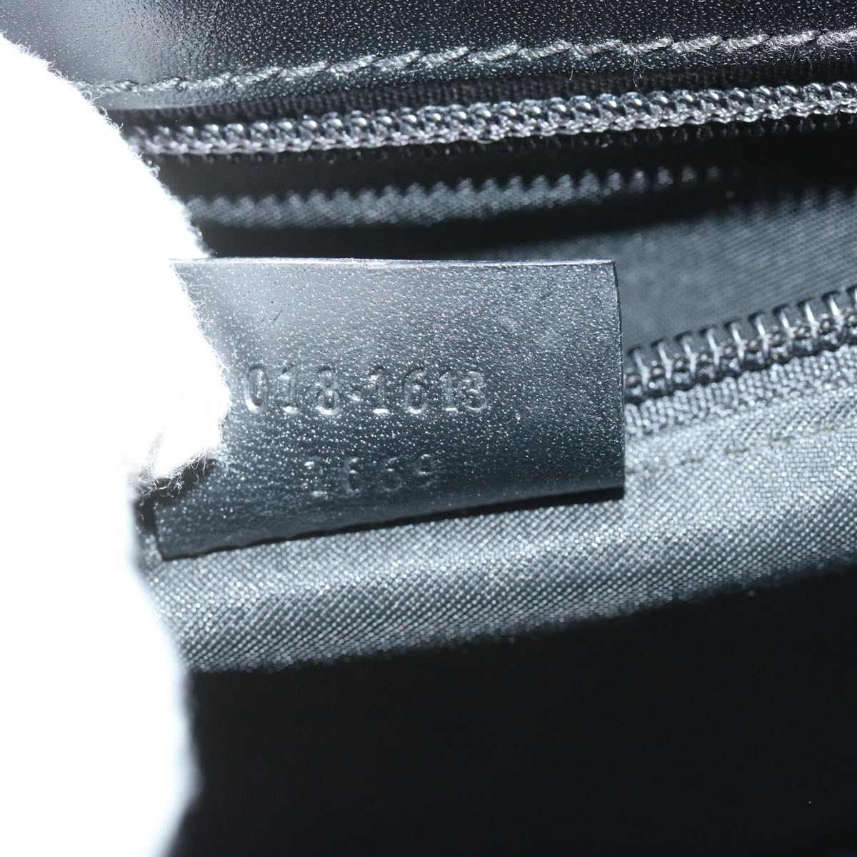 Gucci --
