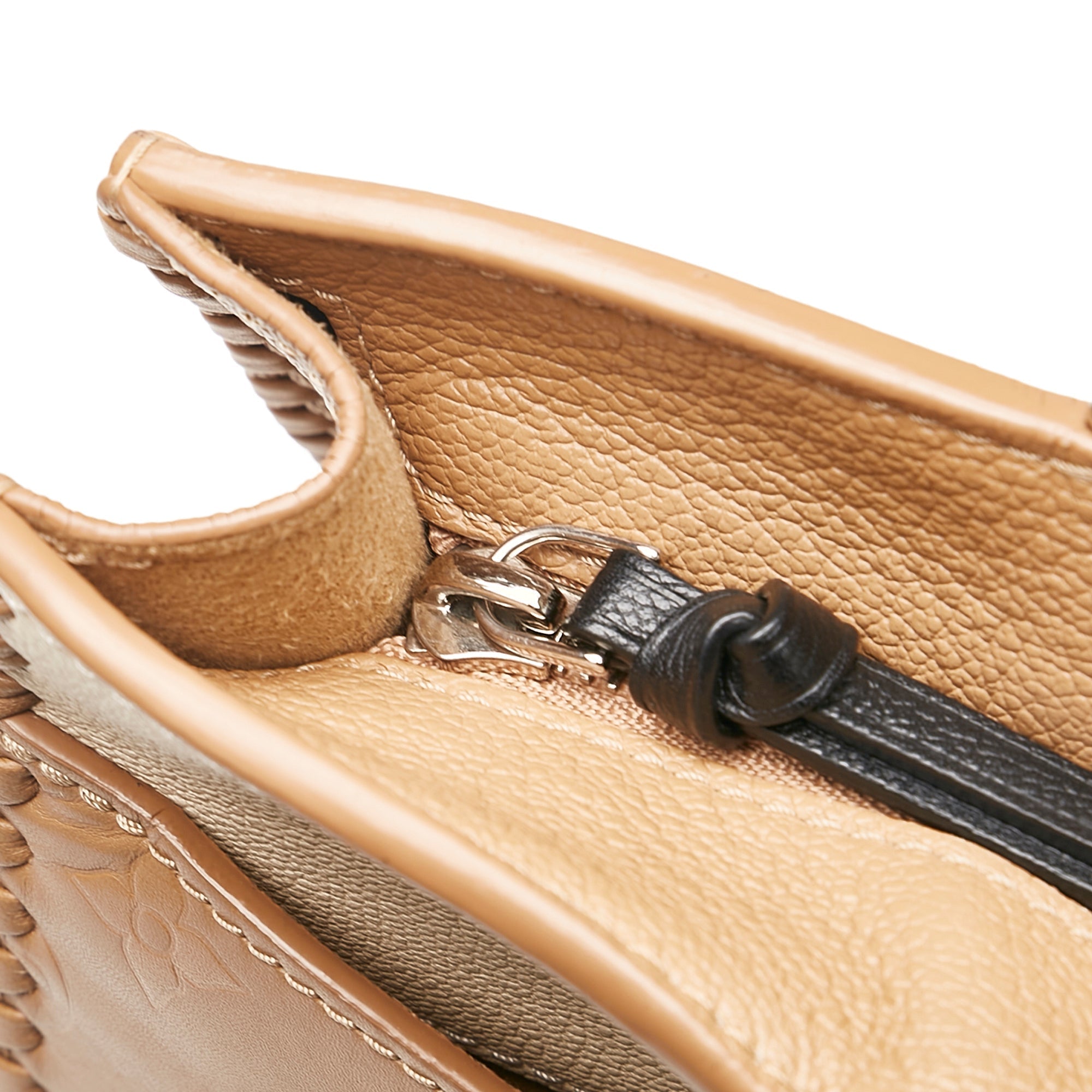 Tan Louis Vuitton Monogram Cuir Plume Very Zipped