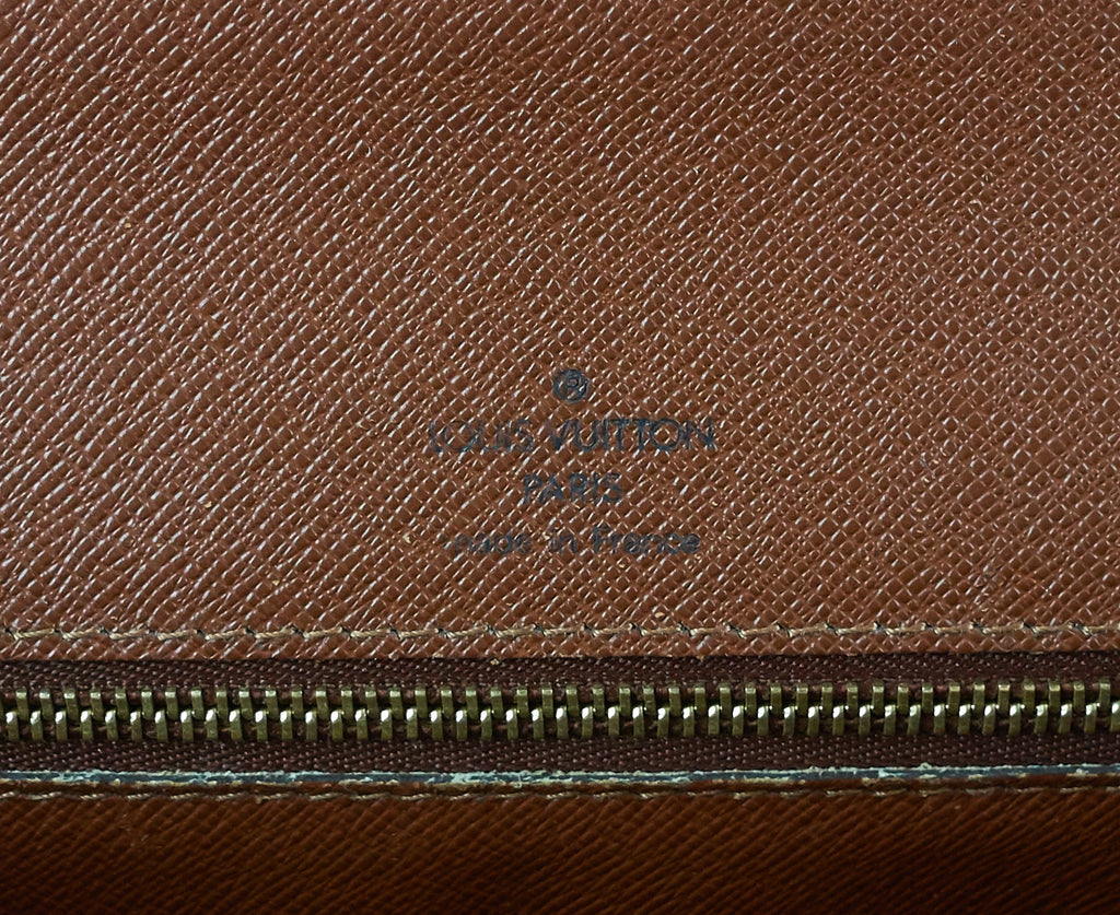 Louis Vuitto Monceau 28 Monogram Canvas Handbag