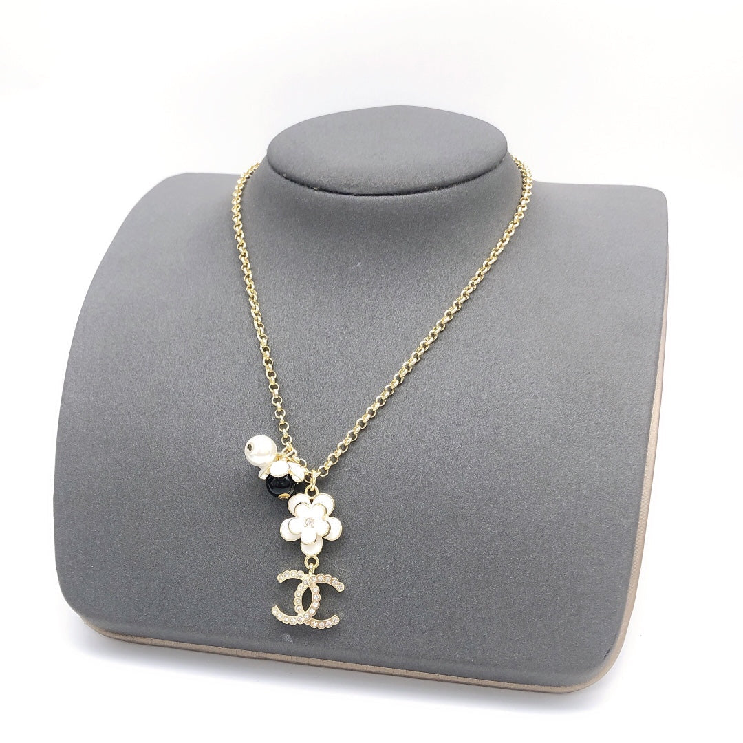 EN - Lux Necklace CHL006