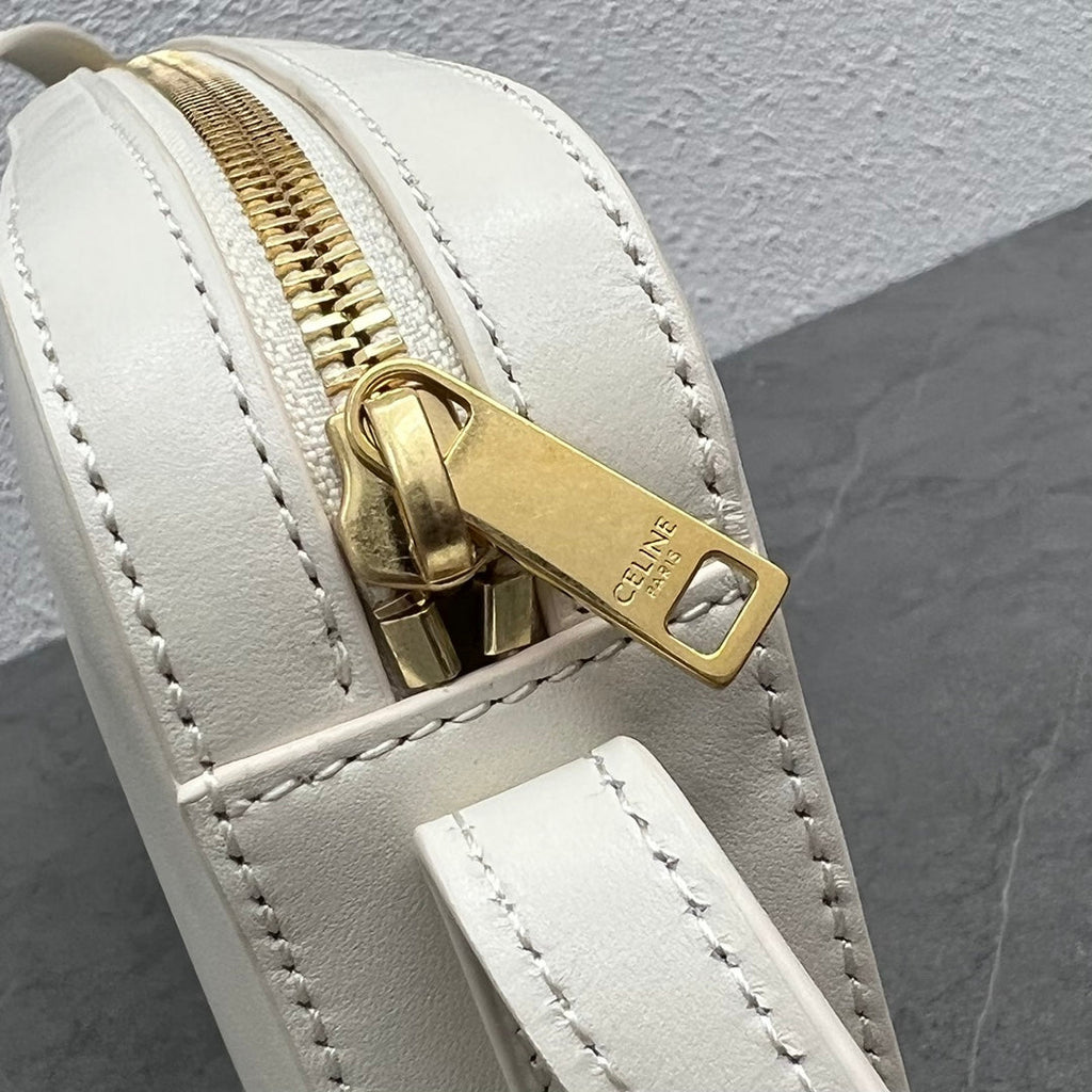 GLAMI Camera Shoulder Bag Cuir Triomphe White For Women 10in/26cm