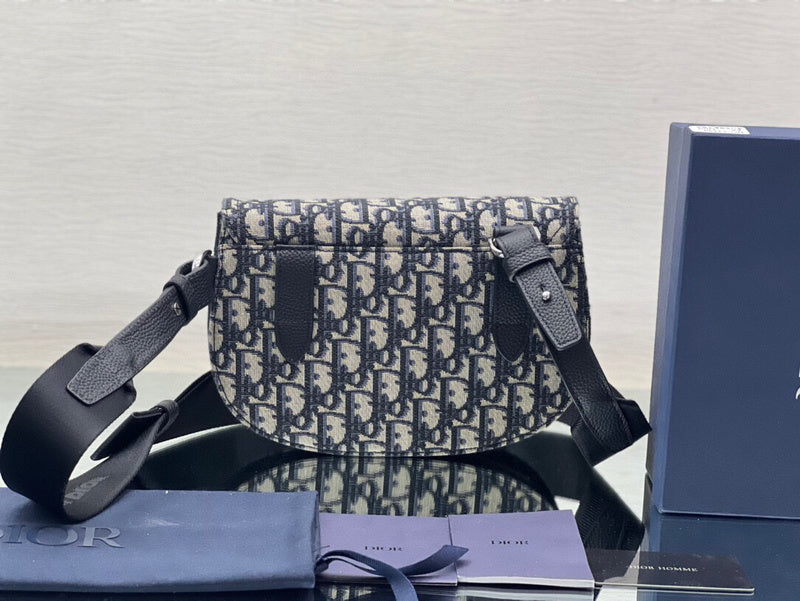 ELE - Dir Bags - 1609