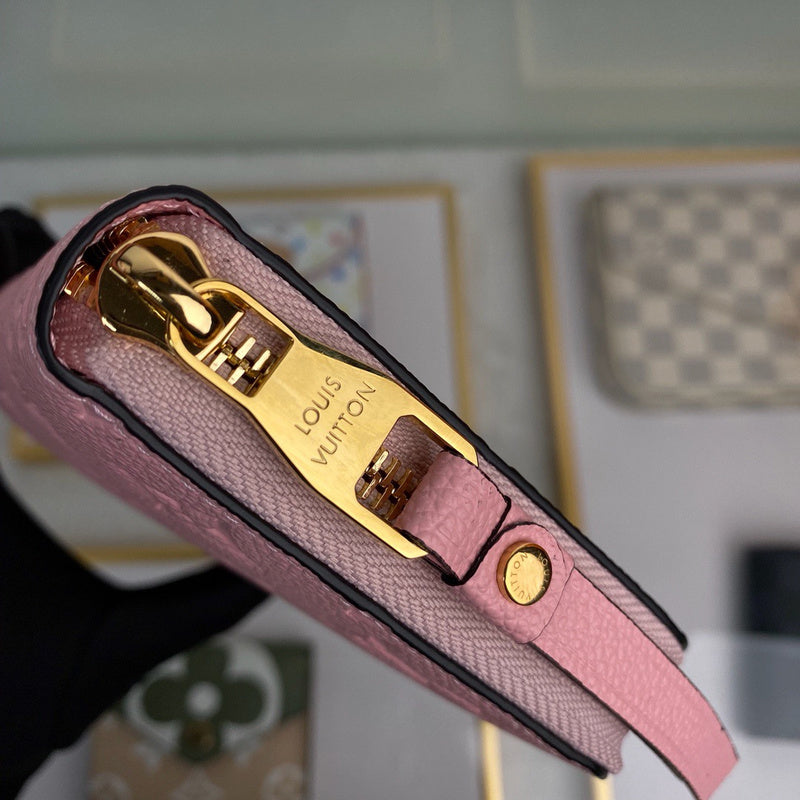 LOV2 Bags - Luxurious Bags  1821