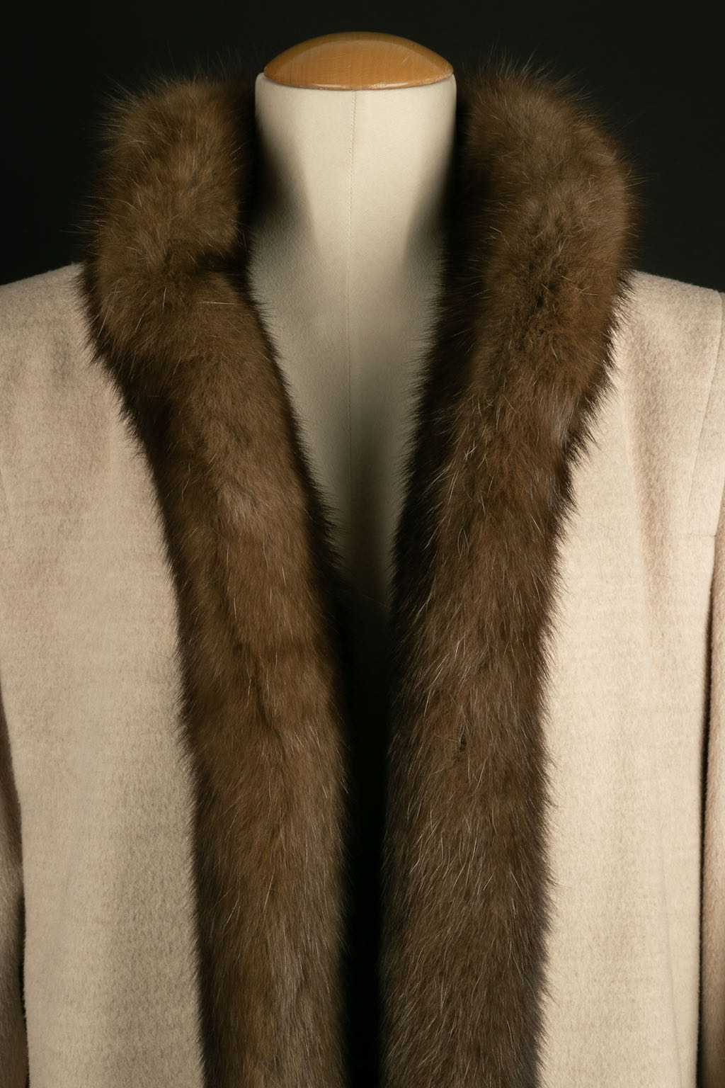 Manteau Yves Saint Laurent Haute Couture