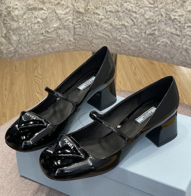GlamyWomen Shoes - 493