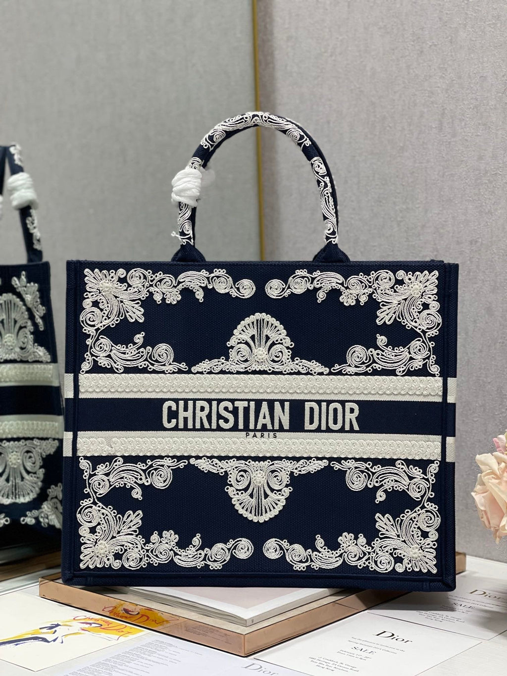 GLAMI MeGLAMIum Book Tote Blue and White Cornely Embroidery, Blue, For Women WomenÃ¢â‚¬â„¢s Handbags, Shoulder Bags, 42cm CD M1286ZTZB_M928