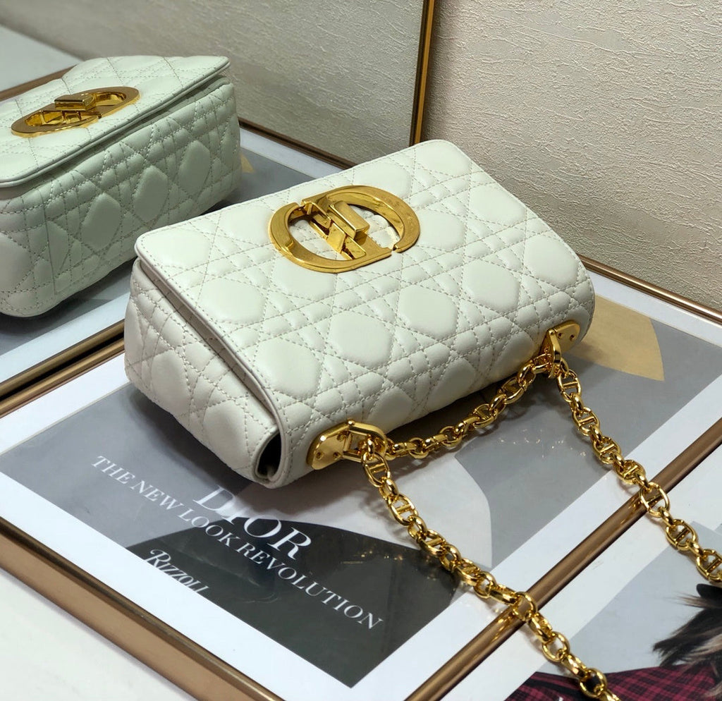 GLAMI Small Caro Bag, White, For Women WomenÃ¢â‚¬â„¢s Handbags, Shoulder Bags, Crossbody Bags, 20cm CD M9241UWHC_M35U