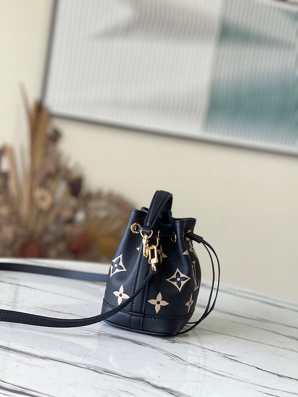 Fashion Lu-Vi bags - 4558
