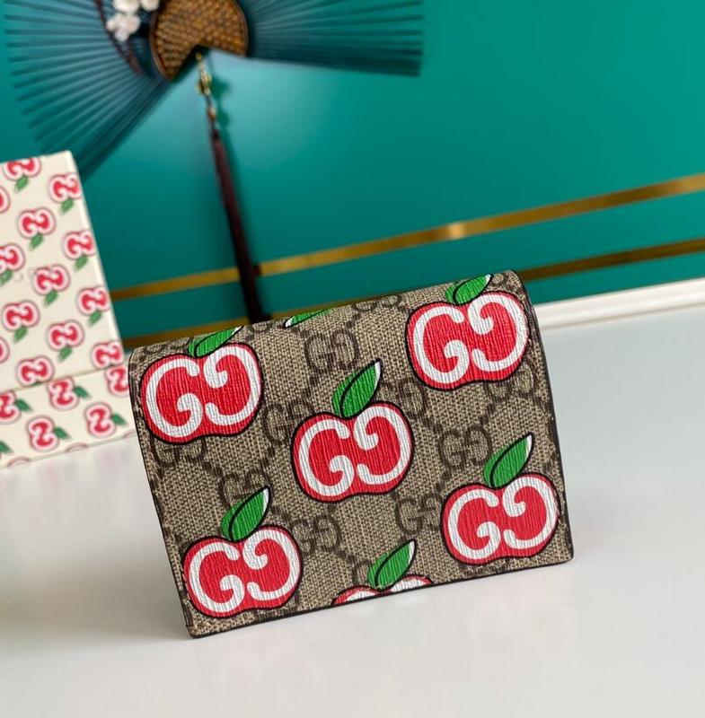 SAMC - Mix Wallets - 185