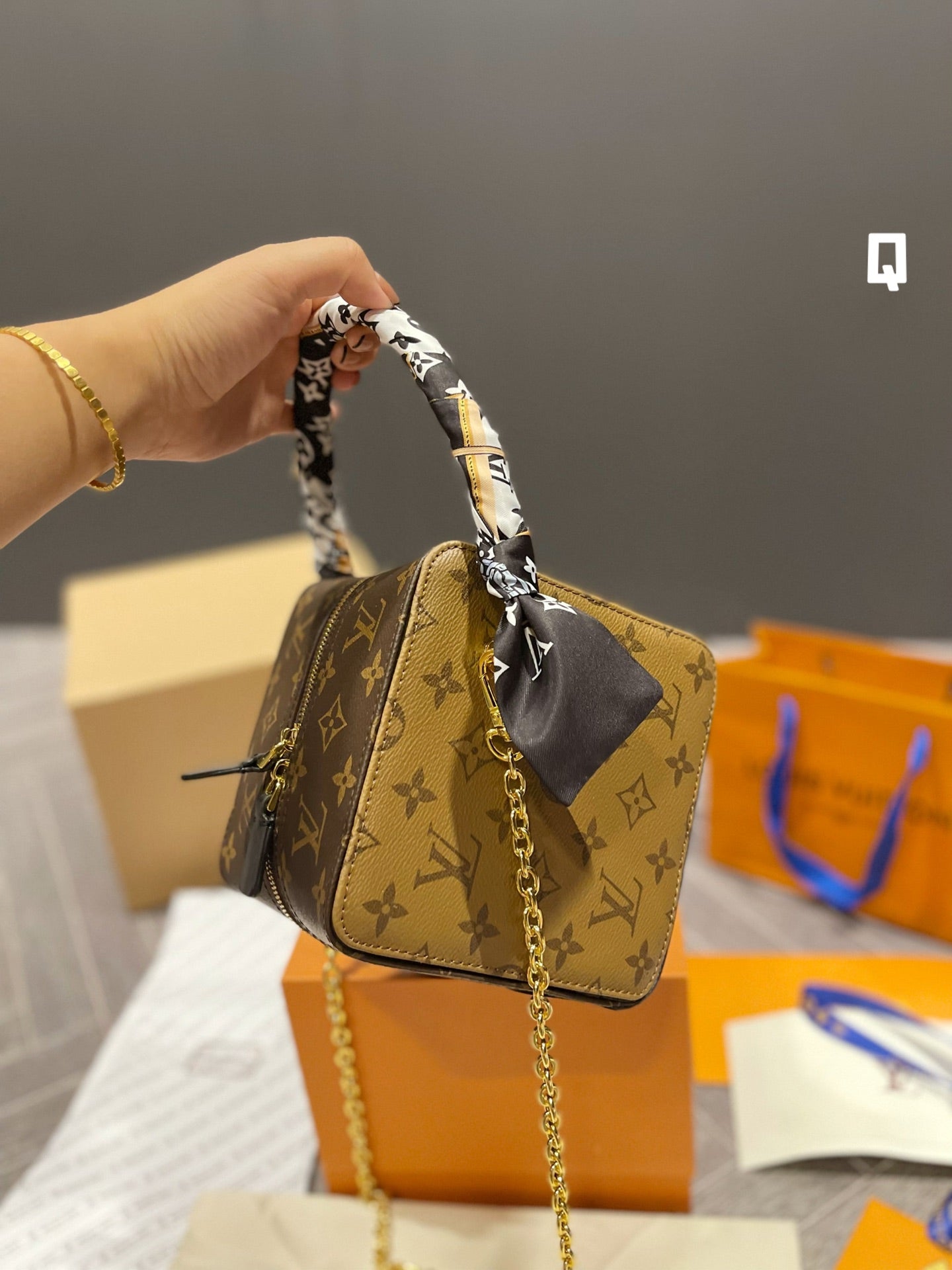 EN - New Lux Bags LUV 563