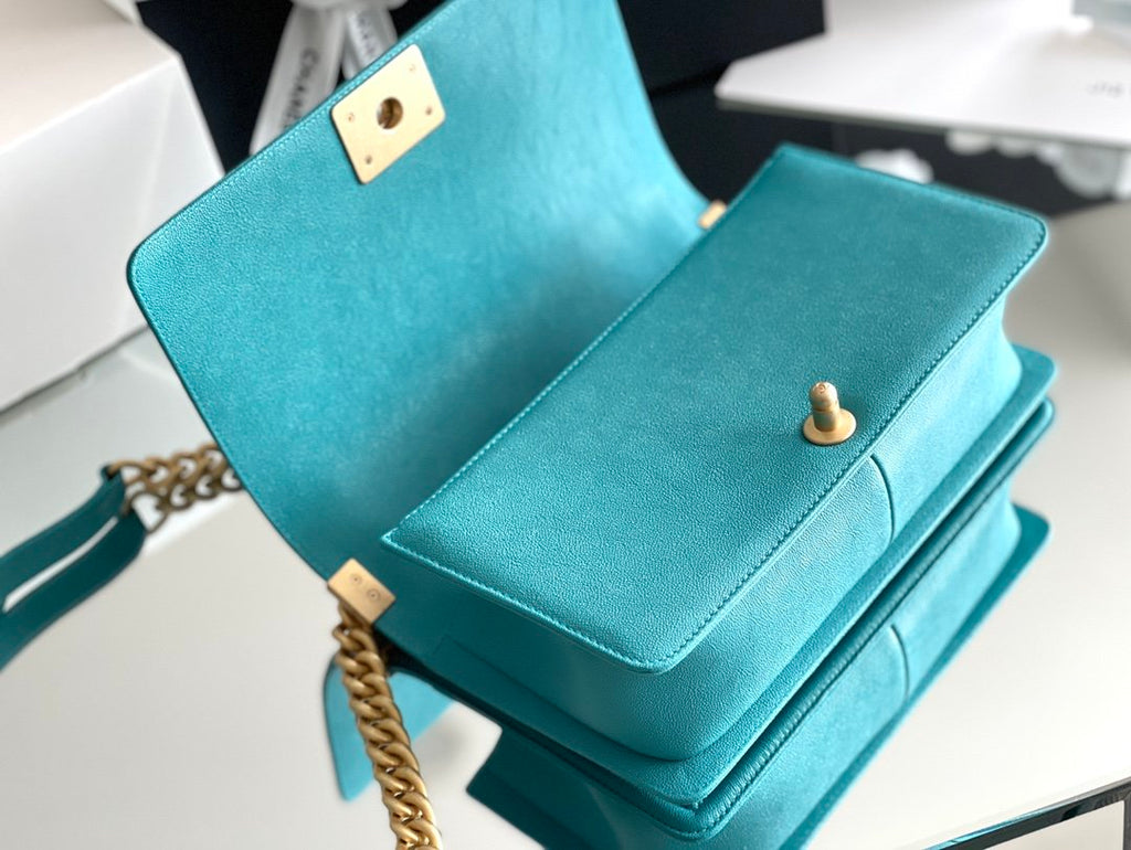 CHLMedium Classic Flap Bag 25cm Dark Blue For Women A67086