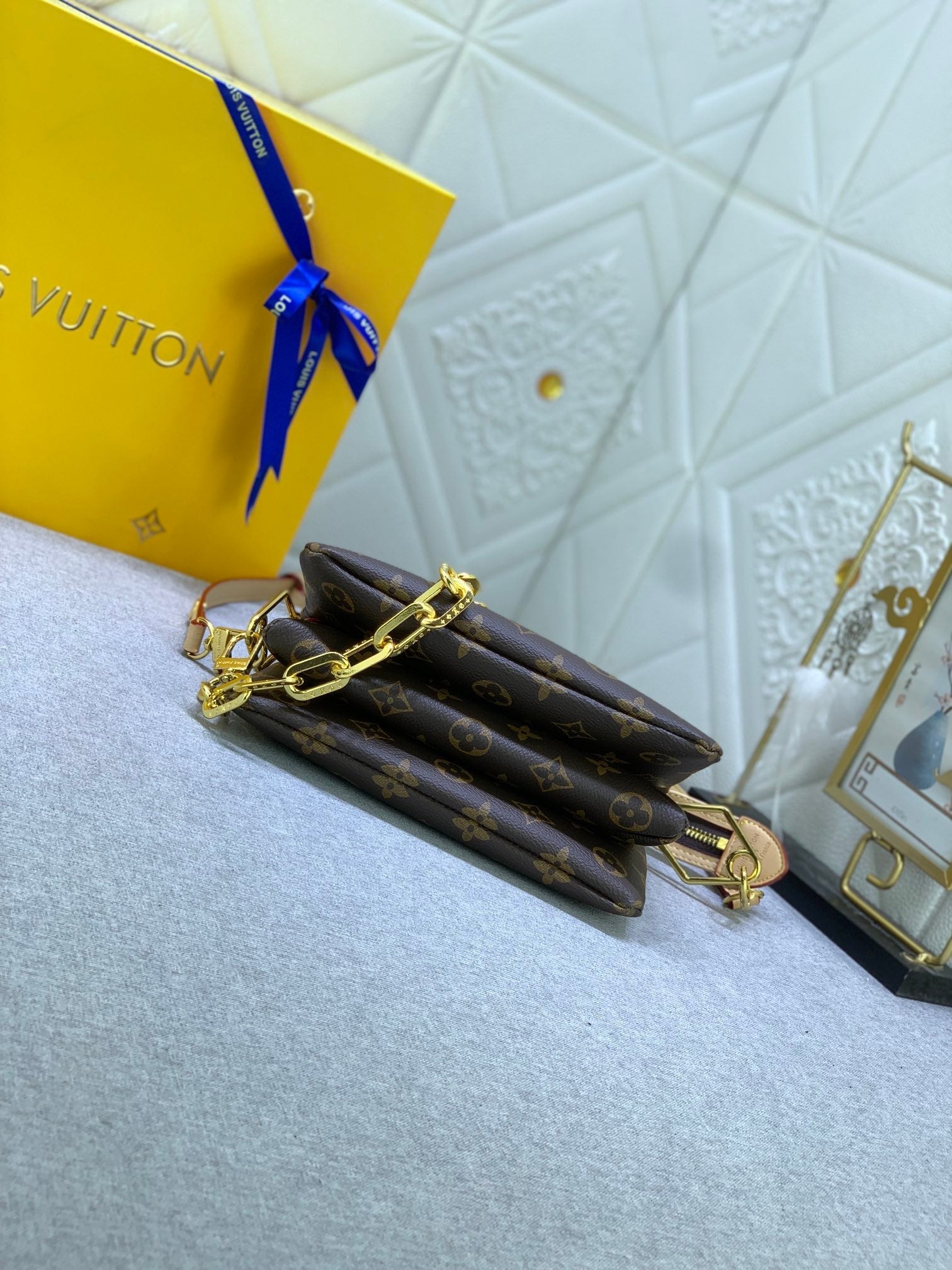 EN - Luxury Bags LUV 880