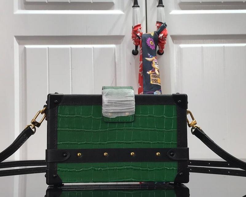 SAMC - LOV Bags - 2370