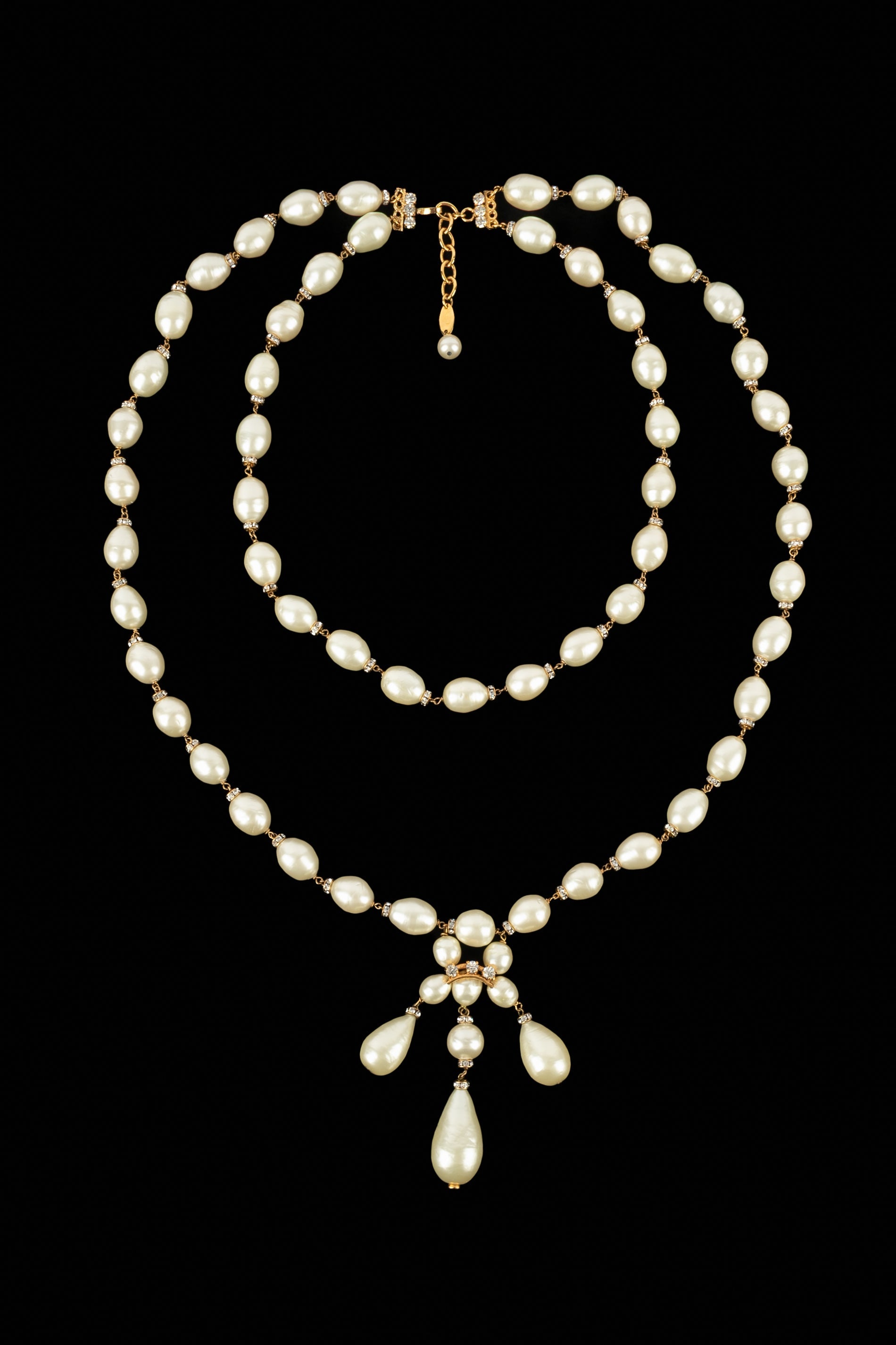 Collier de perles Chanel 1980's