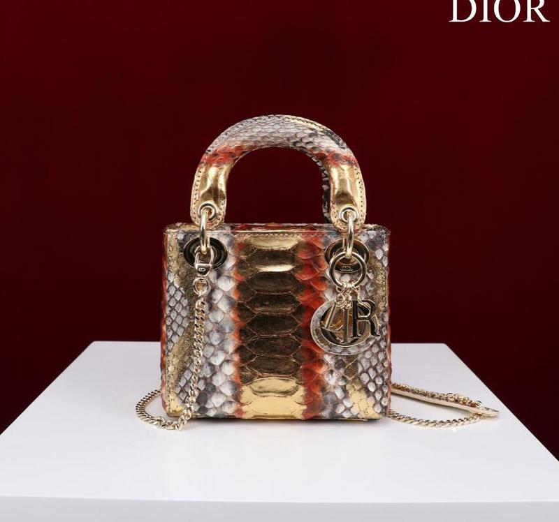 SAMCC - DOR Bags - 101
