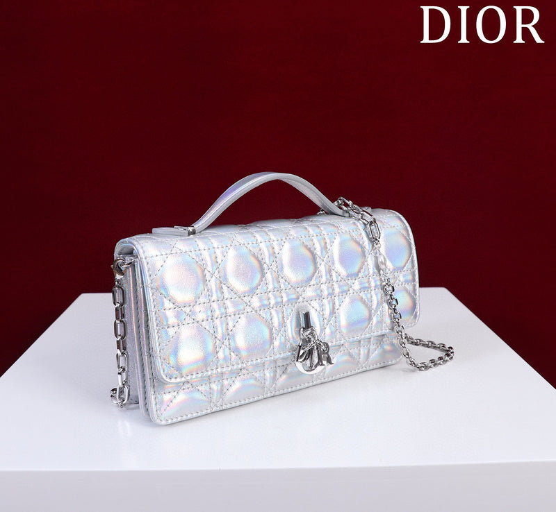 ELE - Dir Bags - 360