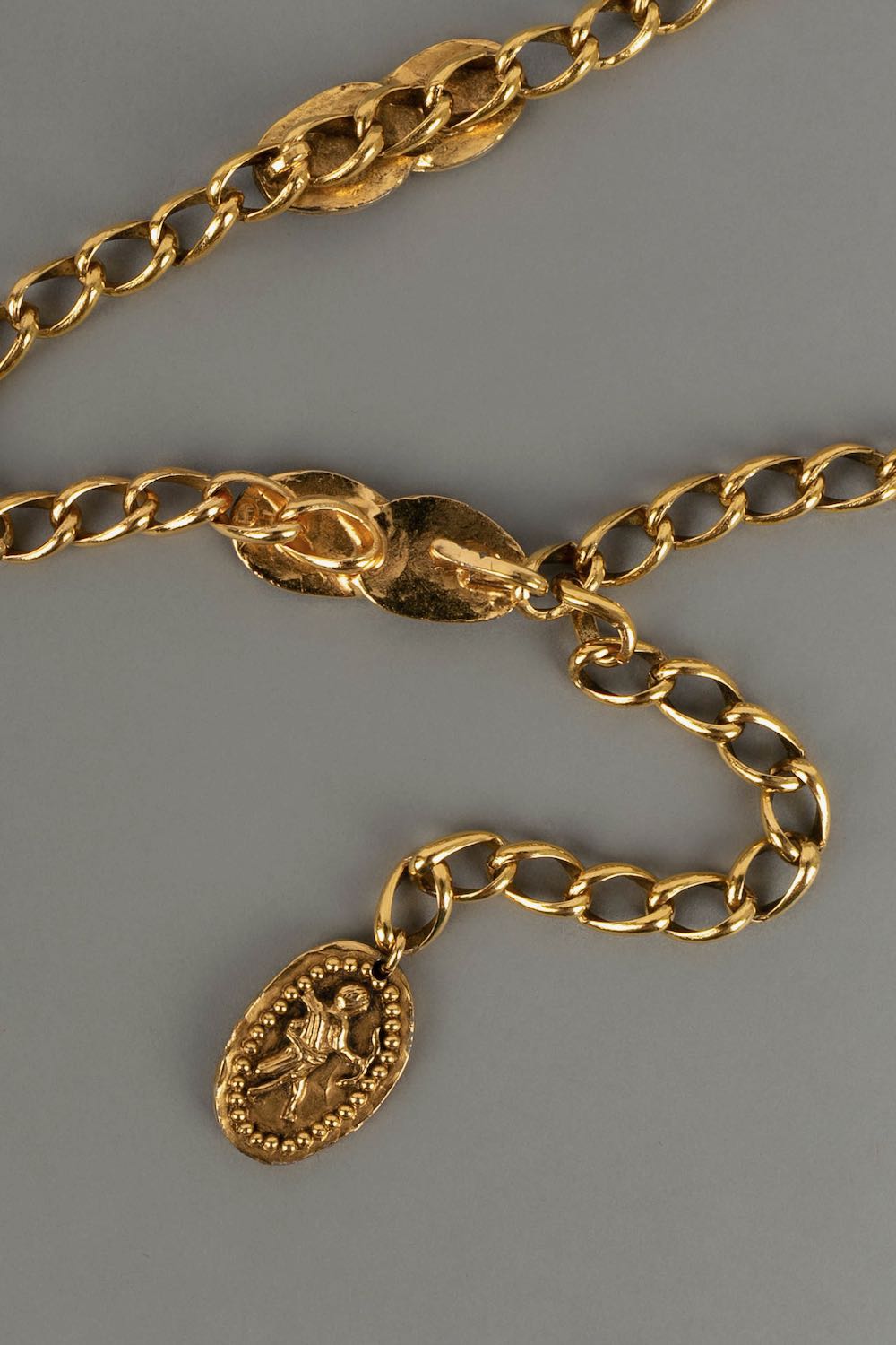 Ceinture "angelots" Chanel