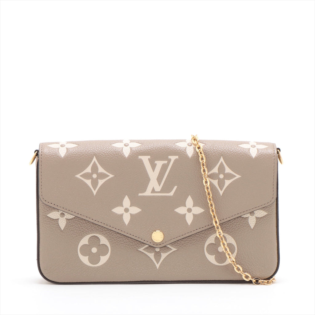 Louis Vuitton Monogram Pochette Felice M82610   Initial