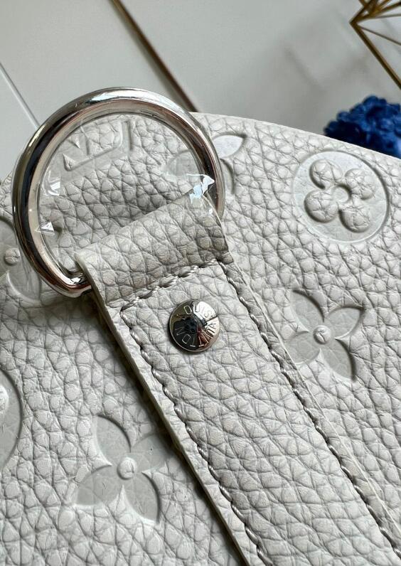 SAMC - LOV Bags - 1567