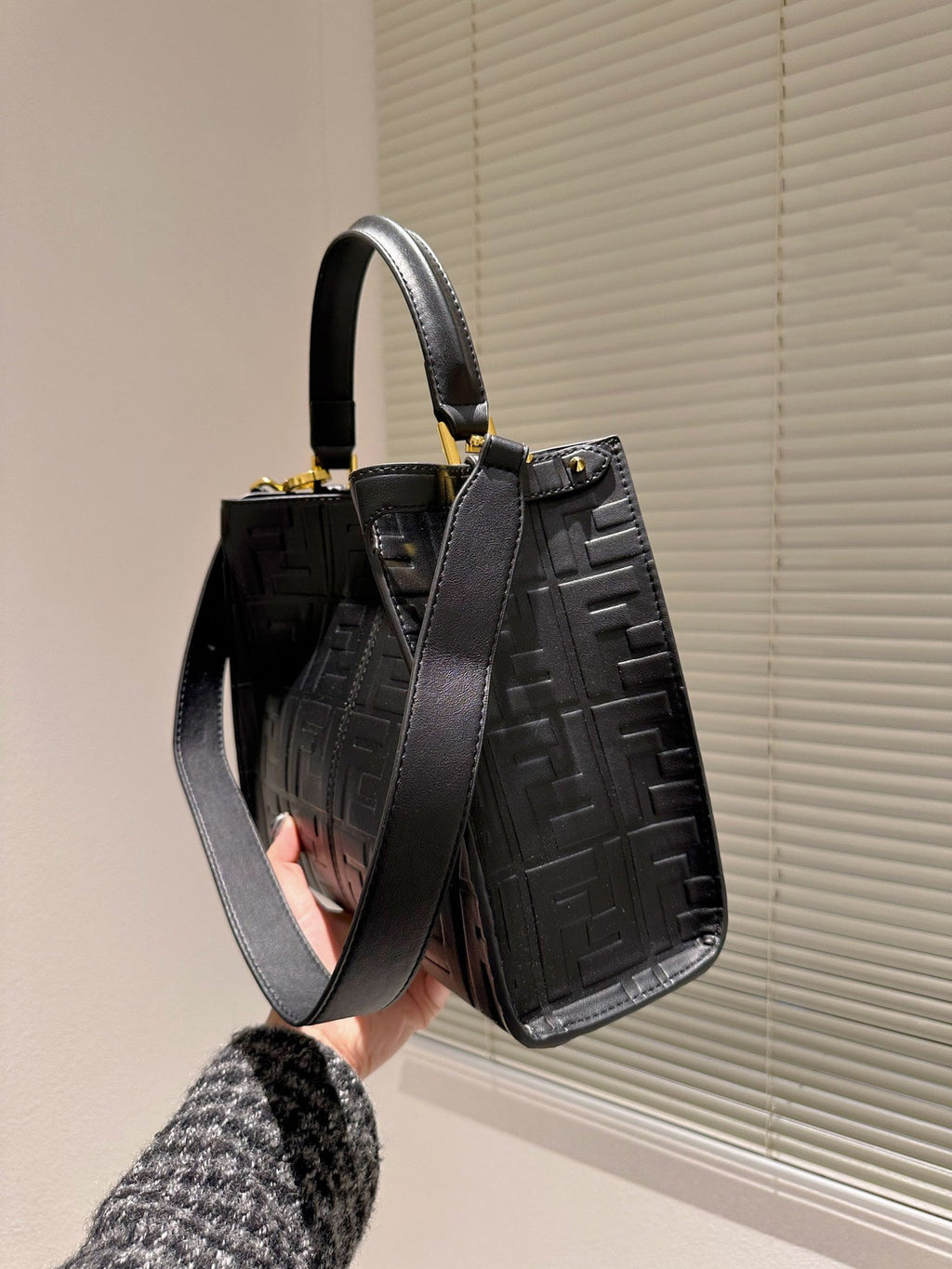 EN - Luxury Bags FEI 284
