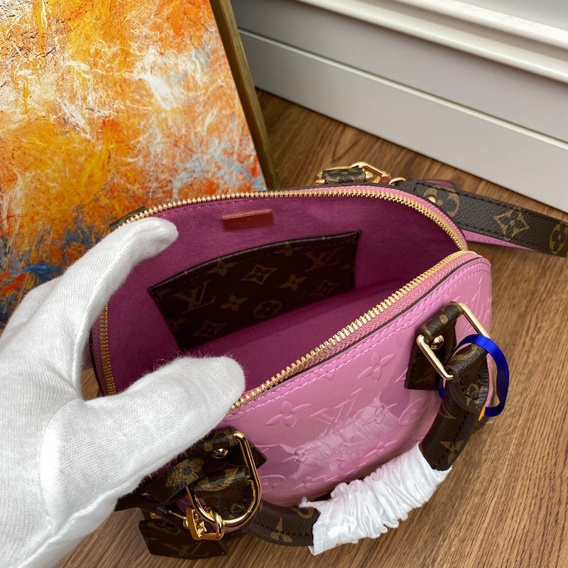 LOV2 Bags - Luxurious Bags  1700