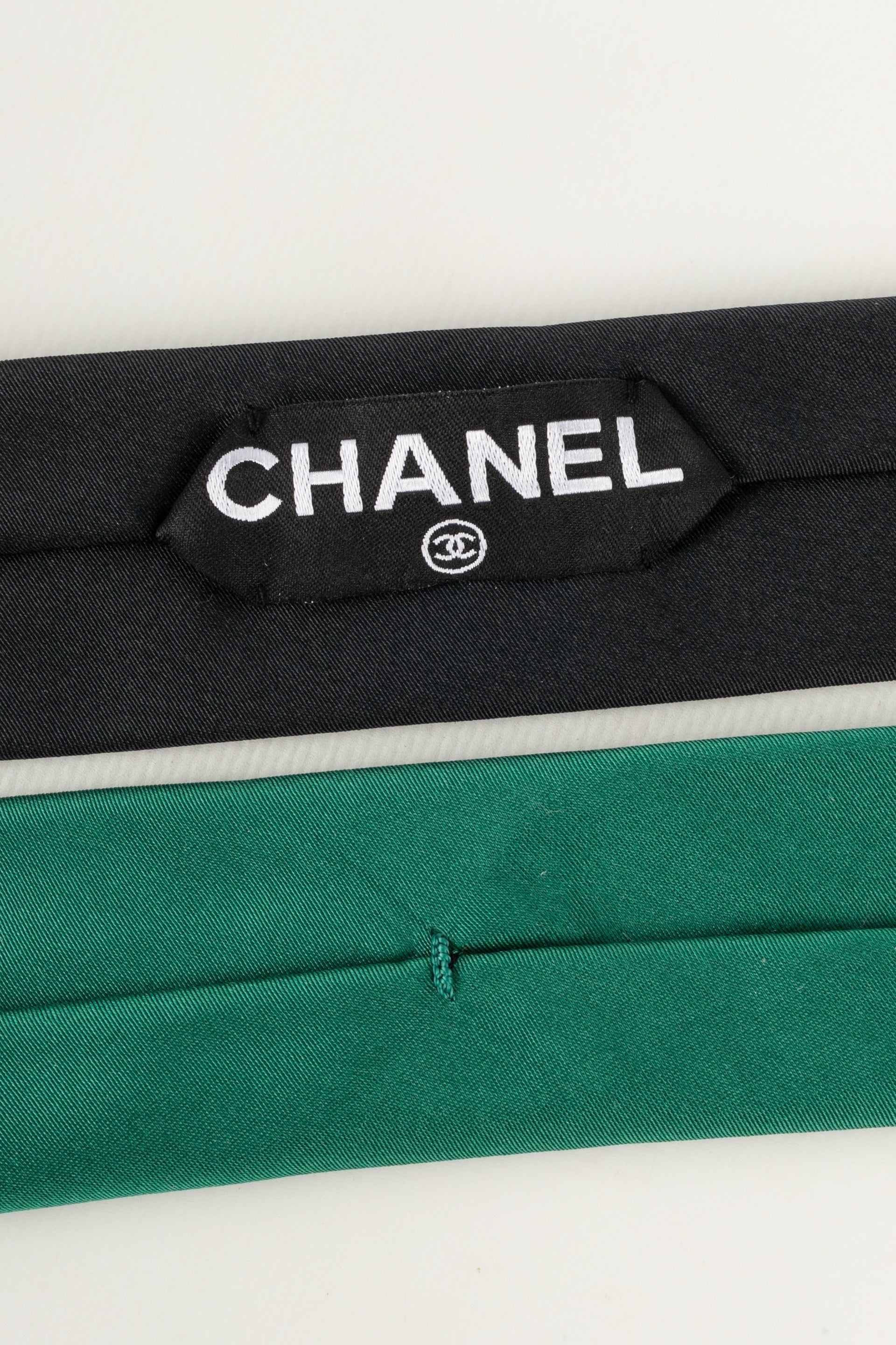 Cravate Chanel