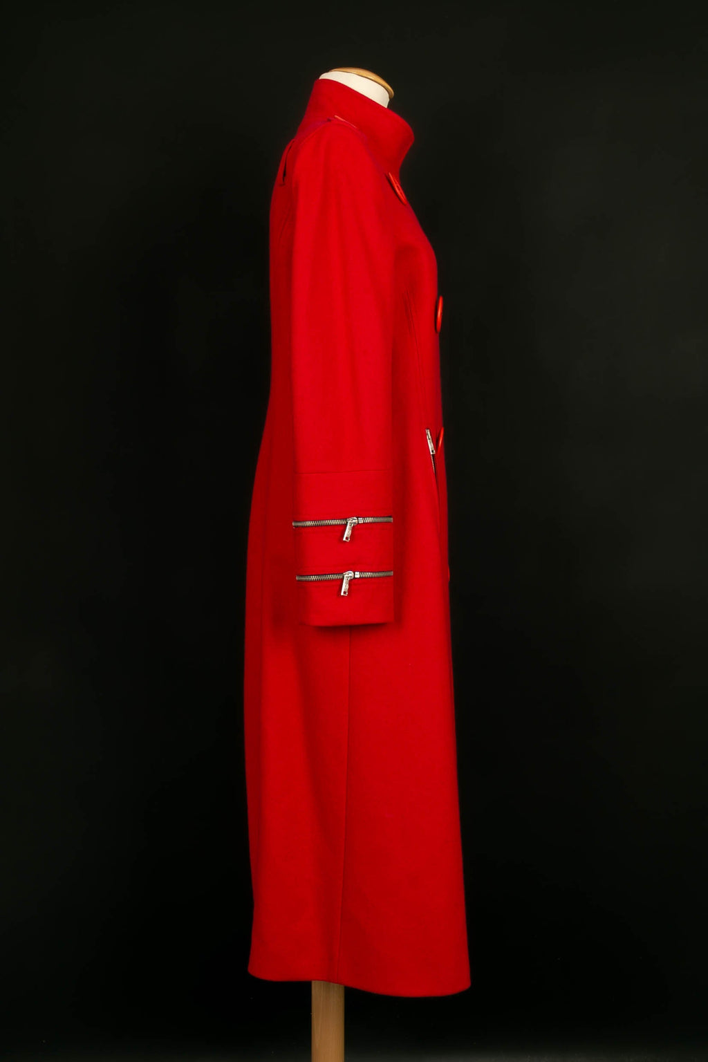 Manteau rouge JC de Castelbajac
