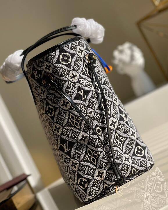 SAMC - LOV Bags - 2551
