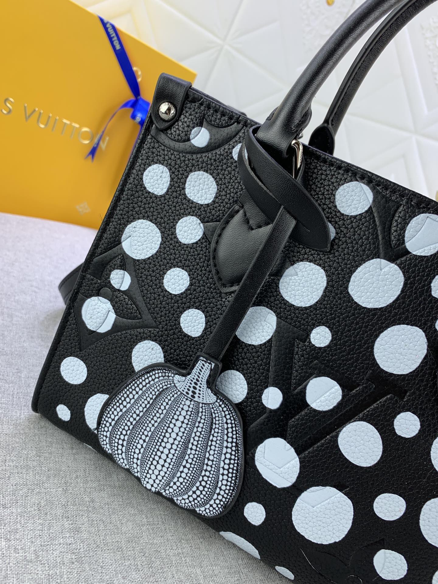 EN - New Bag LUV 638
