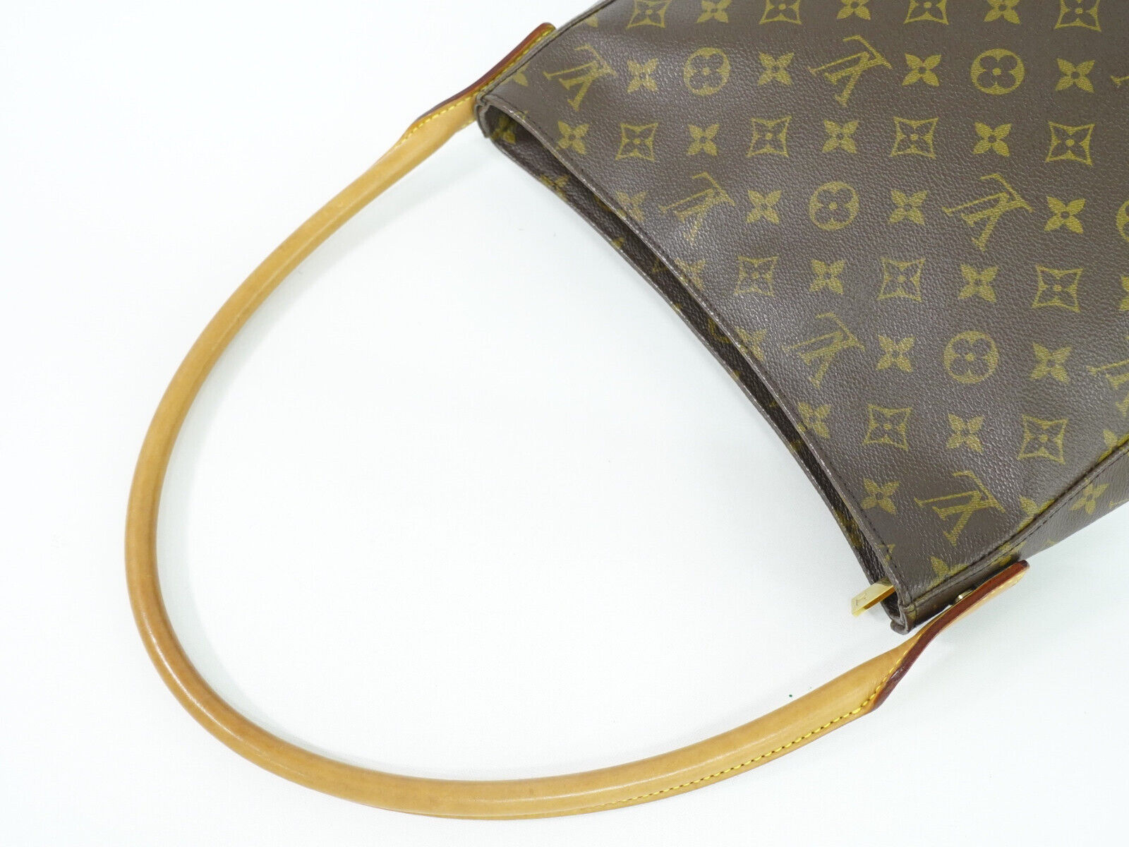 Louis Vuitton Looping Gm  Canvas Shoulder Bag