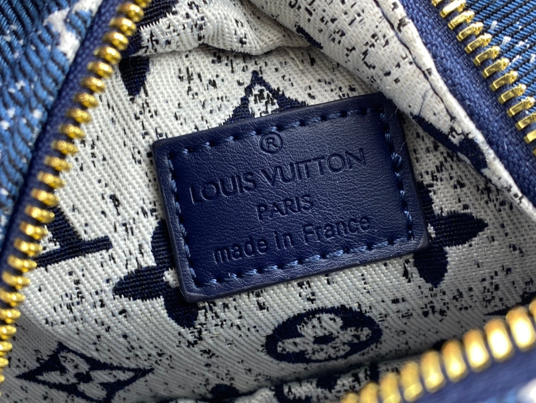 EN - New Arrival Bags LUV 677