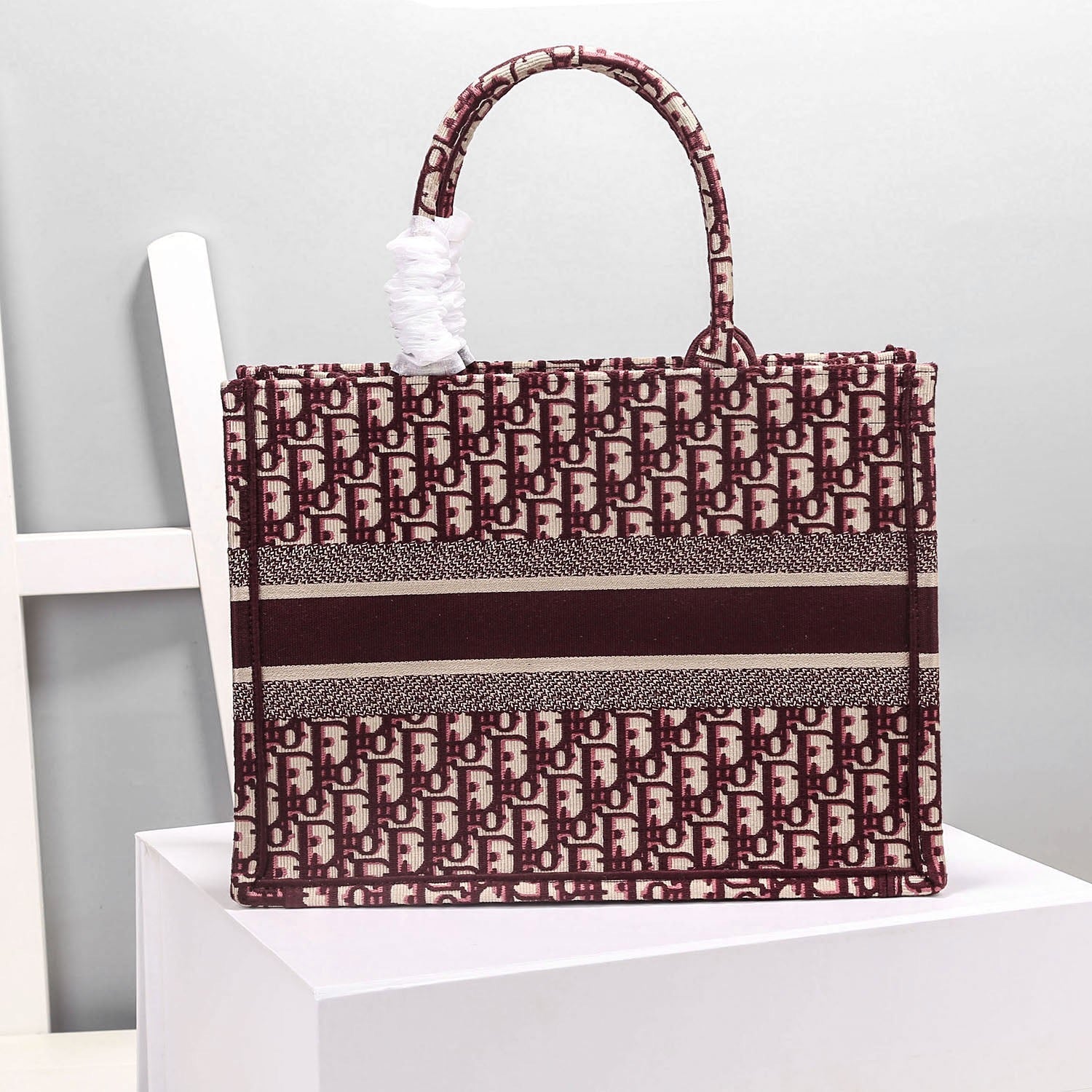 GLAMI MeGLAMIum Book Tote Red, For Women, WomenÃ¢â‚¬â„¢s Handbags 14in/36cm CD