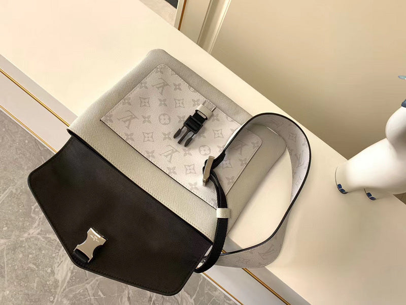 LOV2 Bags - Luxurious Bags  2575