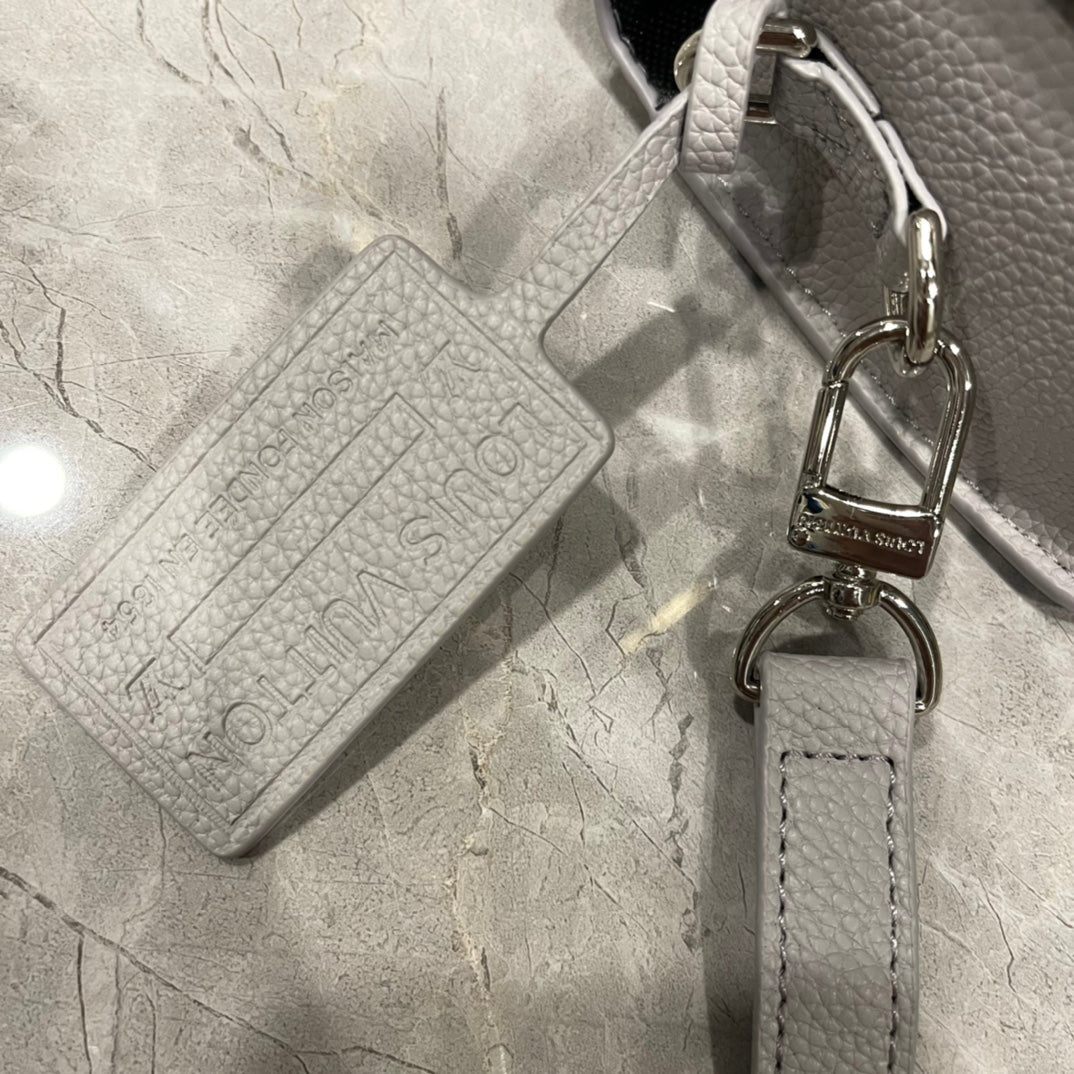 EN - Luxury Bags LUV 871