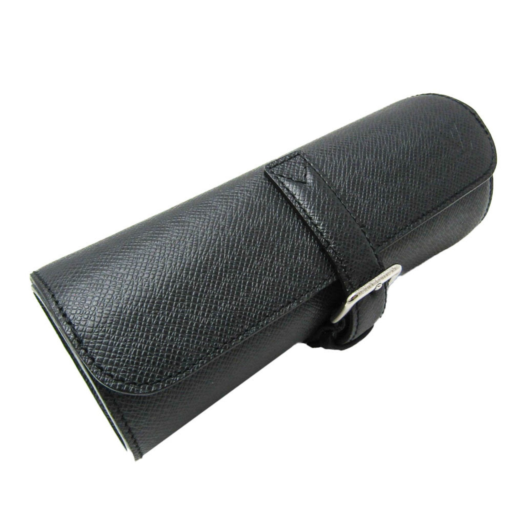 Louis Vuitton Taiga  Leather Wallet  ()