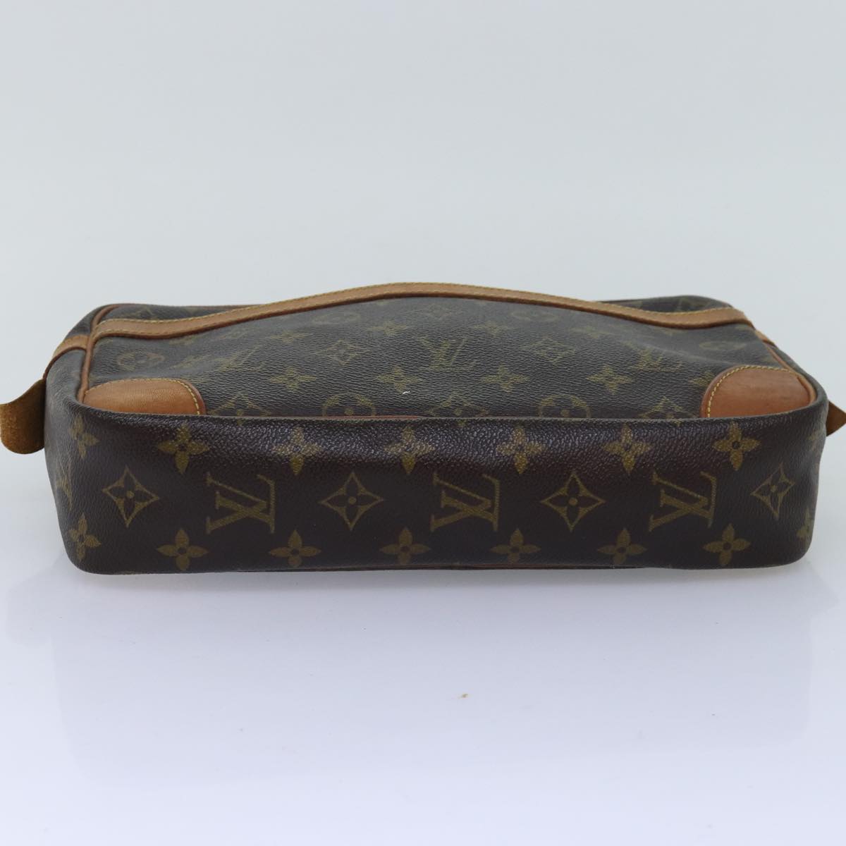 Louis Vuitton Compiegne 28 Clutch Bag