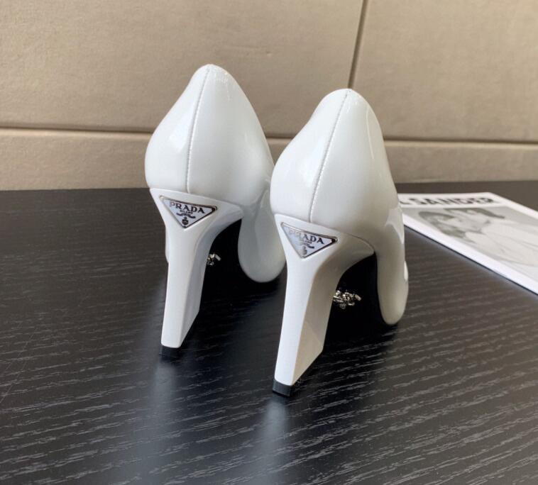 GlamyWomen Shoes - 527