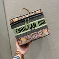 GLAMI Travel Vanity Case Bag For Women 9.5in/24cm CD
