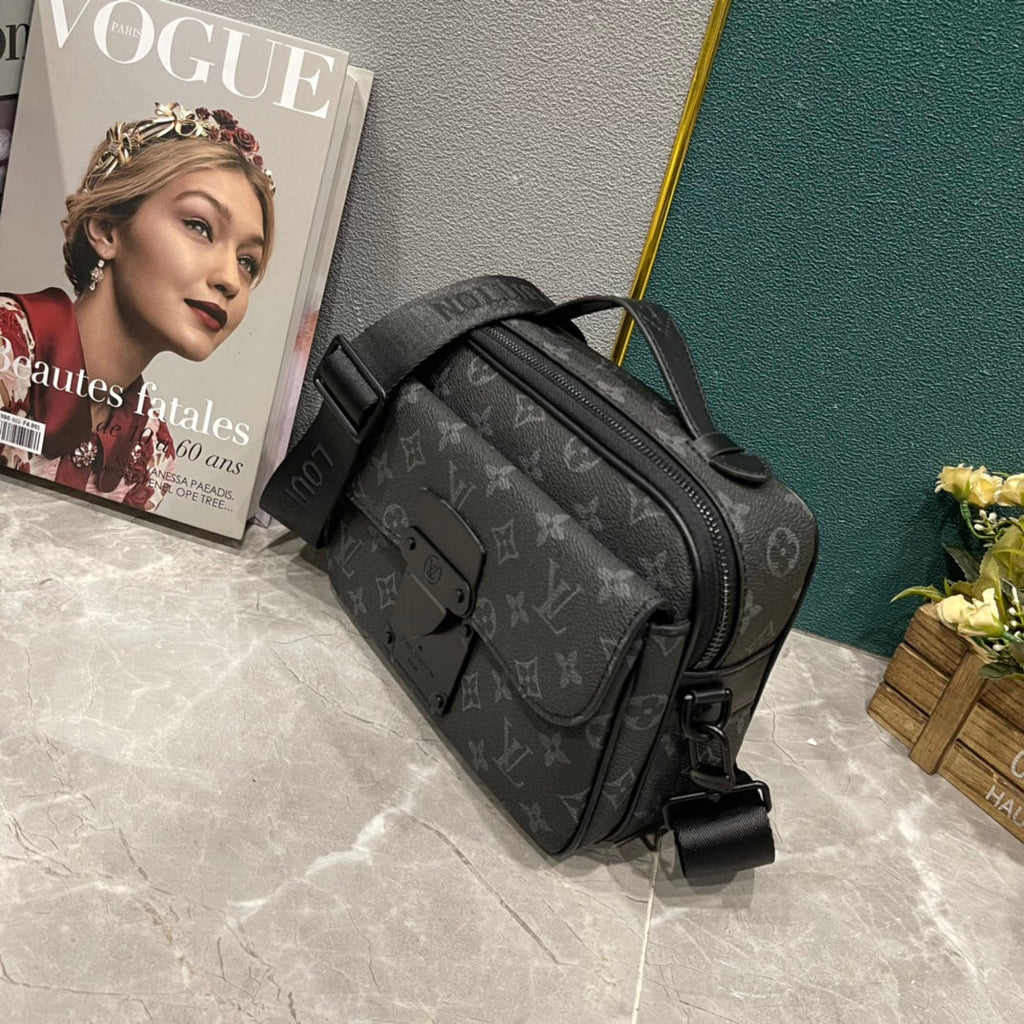 EN - Luxury Bags LUV 852