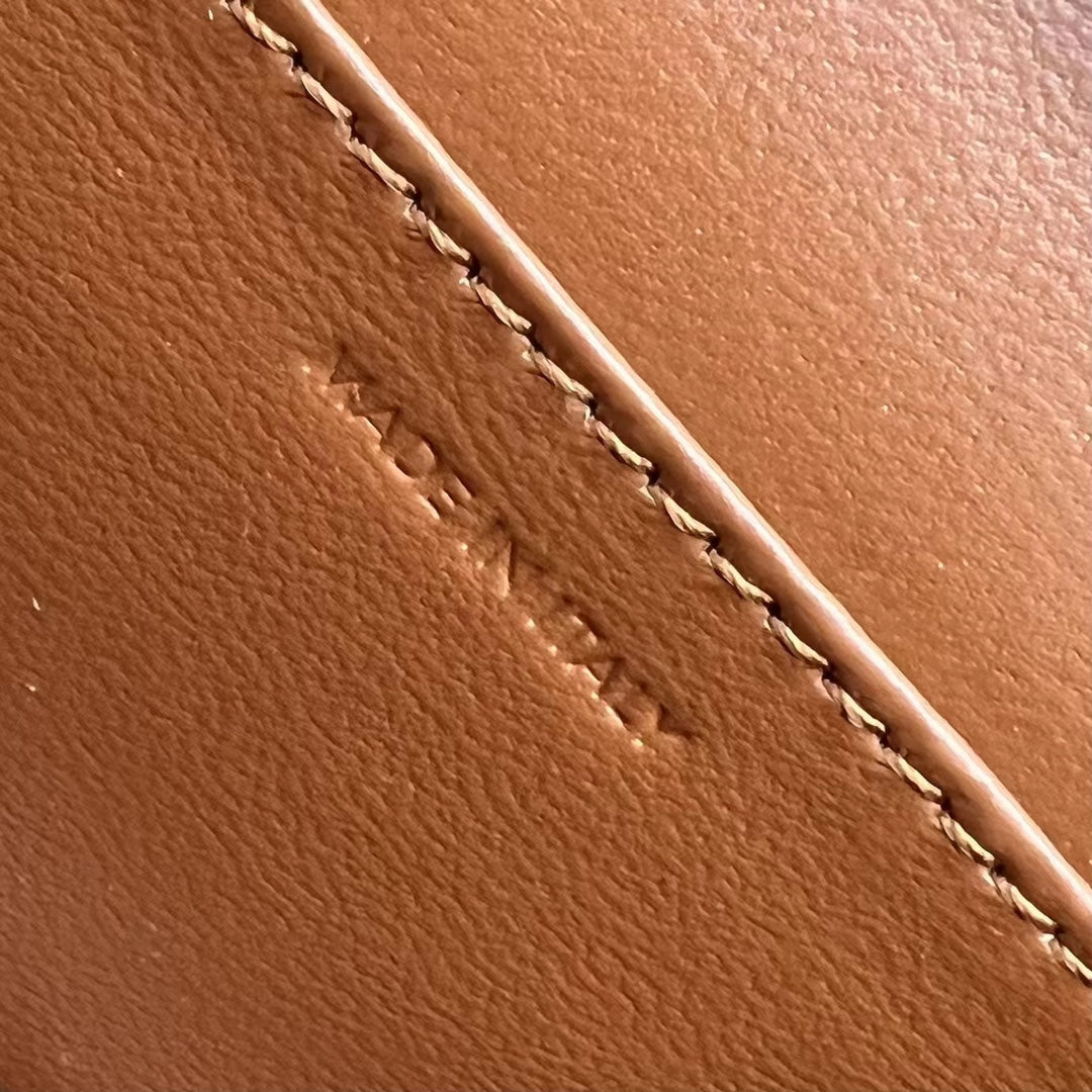 GLAMI Card Holder On Chain Triomphe Tan For Women 4in/11cm 10J743DPV.04LU