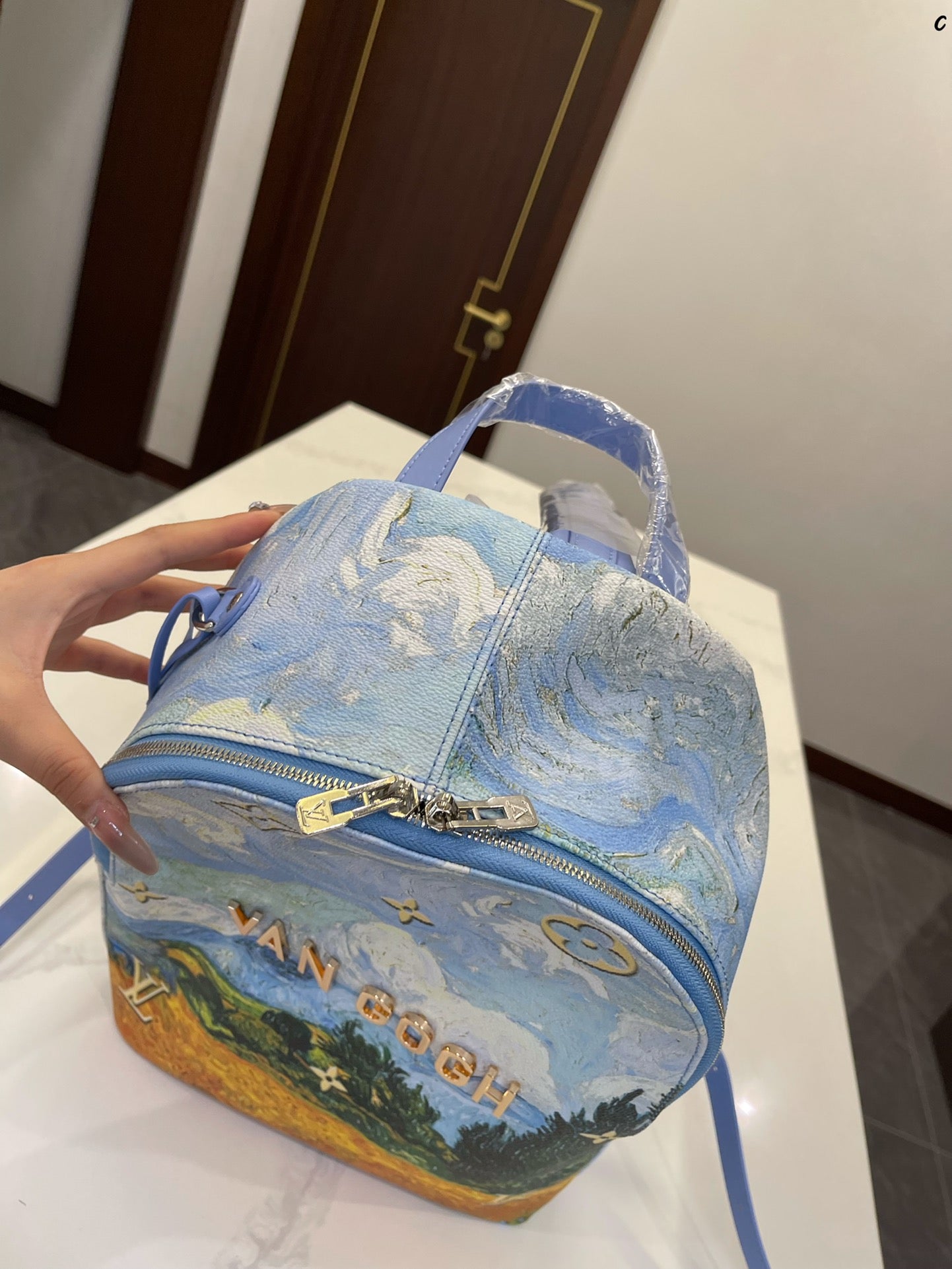 EN - Luxury Bags LUV 826