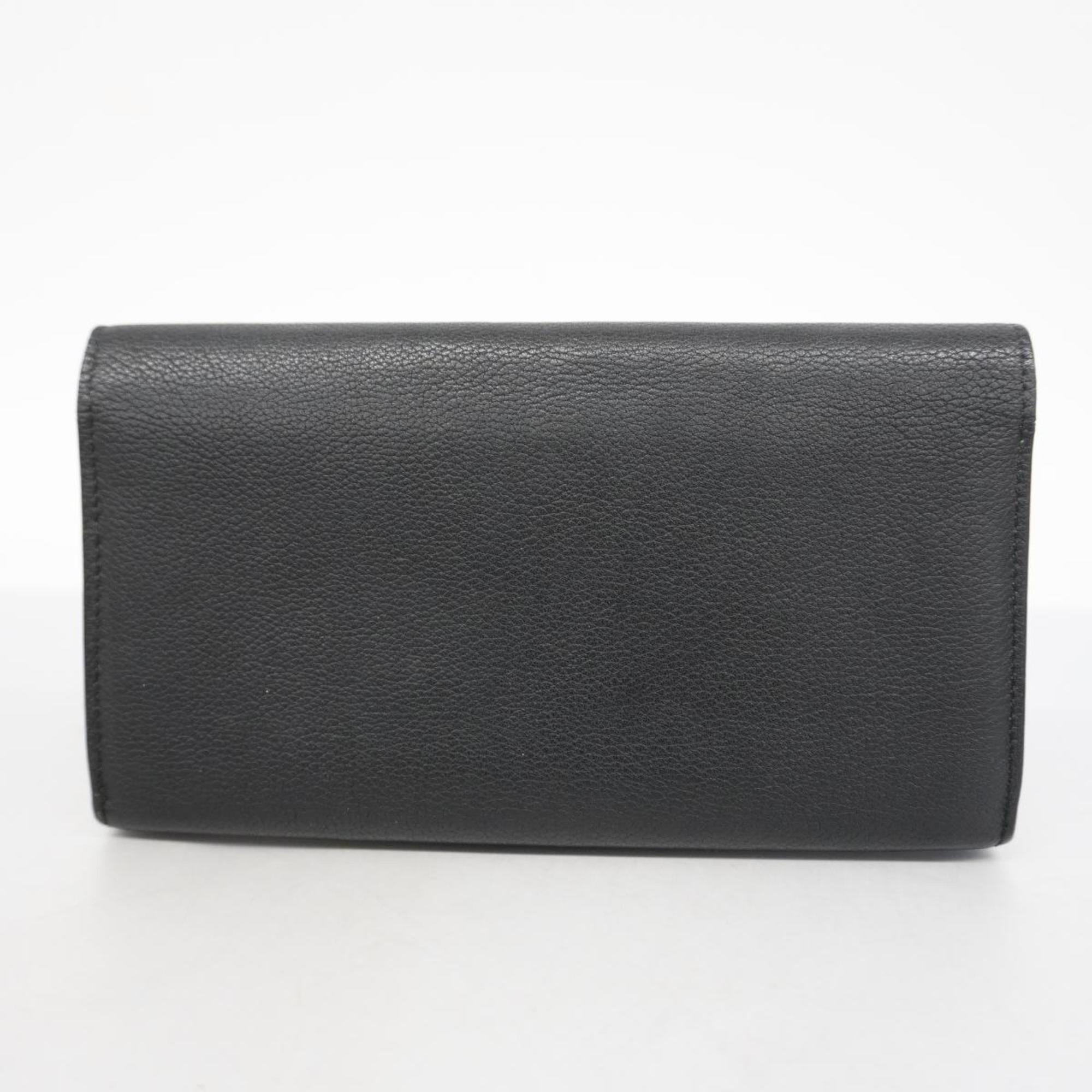 Louis Vuitton Capucines  Leather Wallet  ()