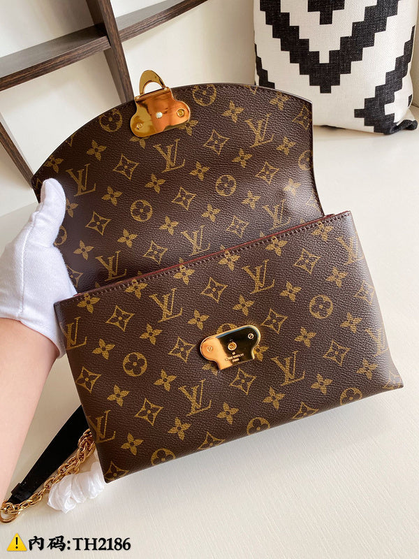 LOV2 Bags - Luxurious Bags  2645