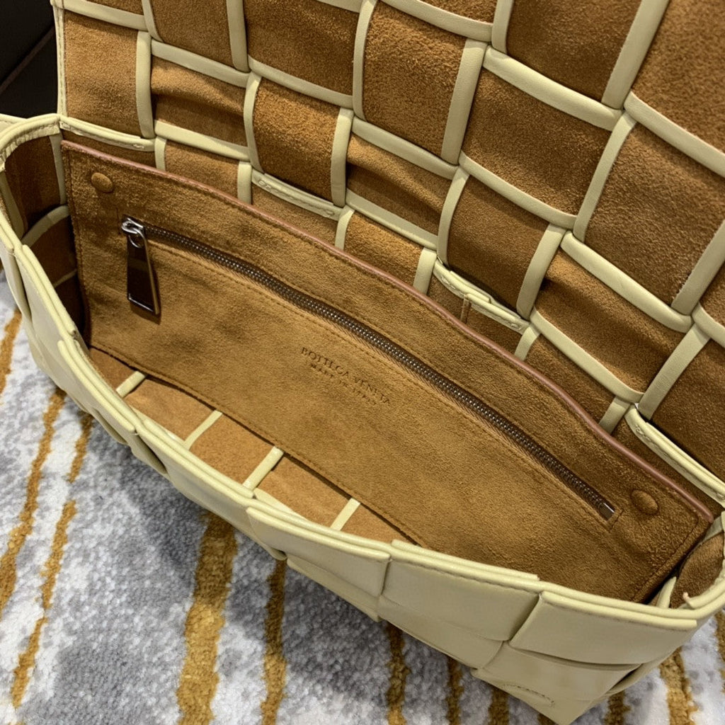BV Brick Cassette Bag For Women 11in/28cm In Beige