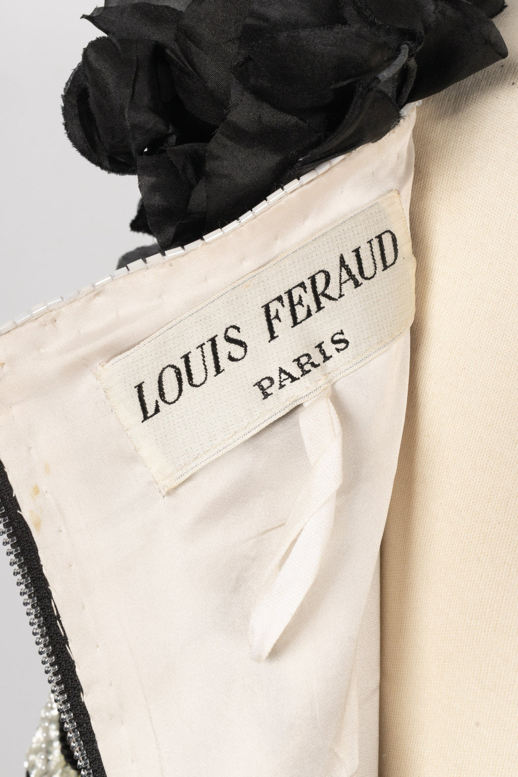 Robe ÃƒÆ’Ã‚Â  paillettes Louis Feraud Haute Couture