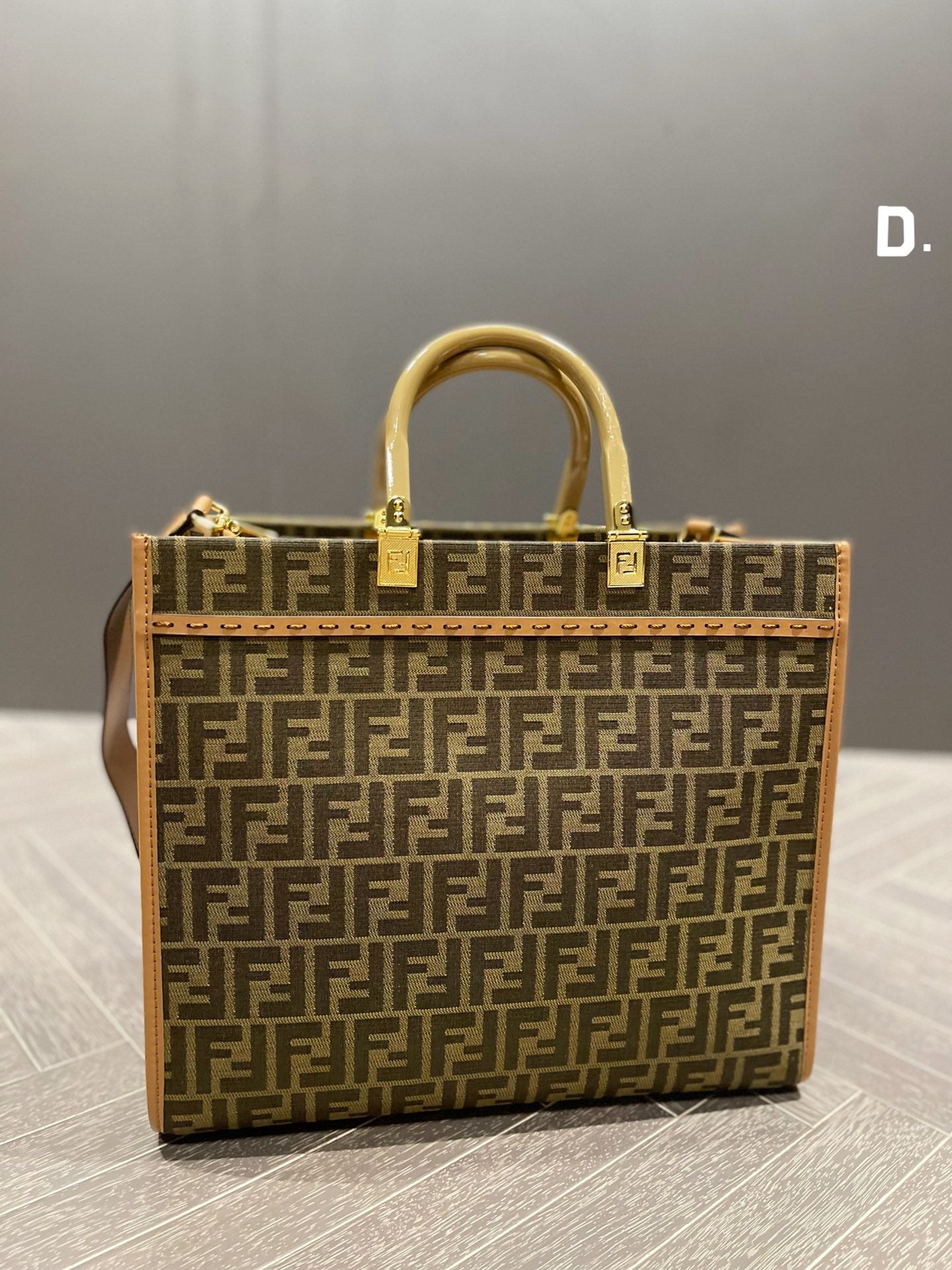 EN - New Lux Bags FEI 273
