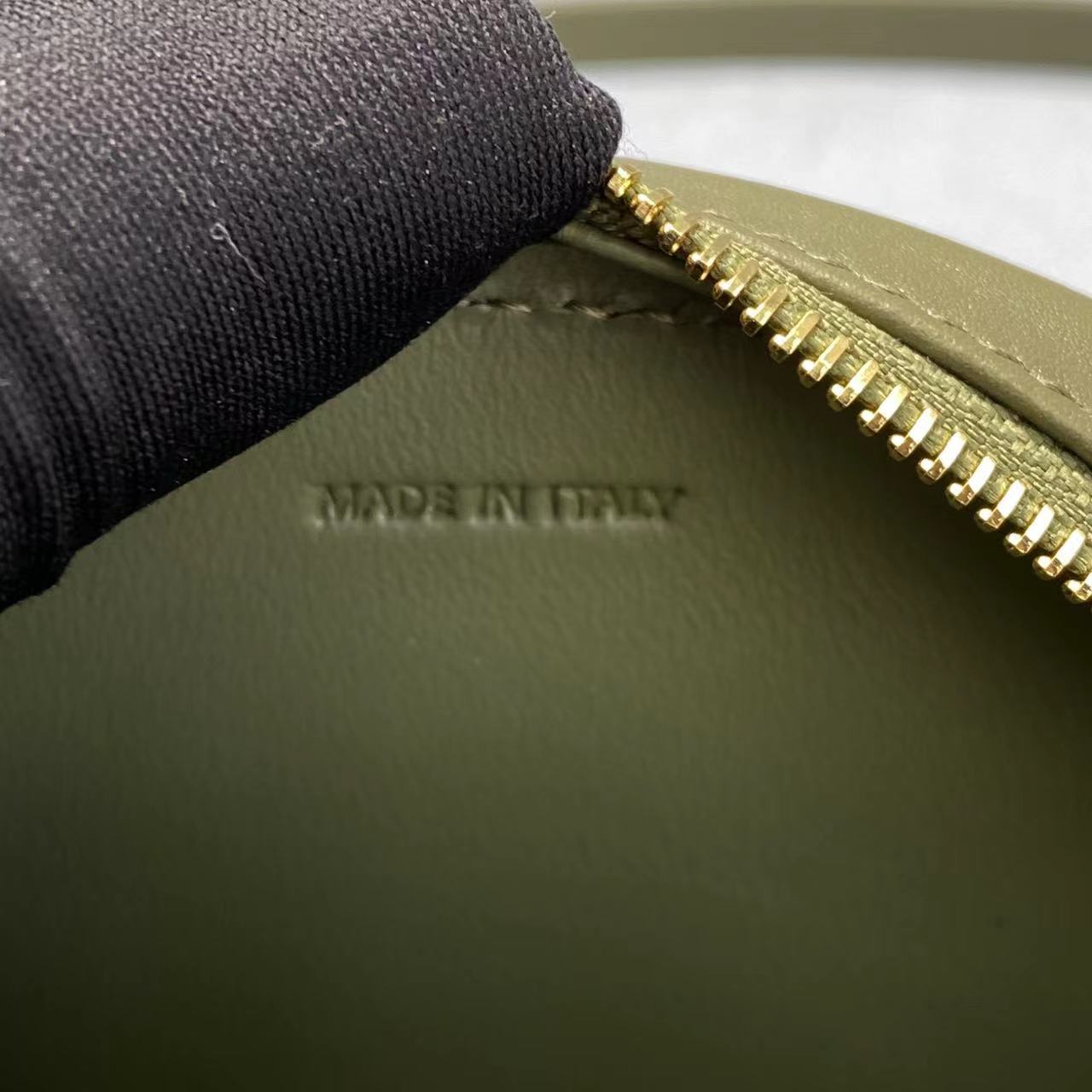GLAMI Crossbody Oval Purse Cuir Triomphe Dark Green For Women 6in/16cm